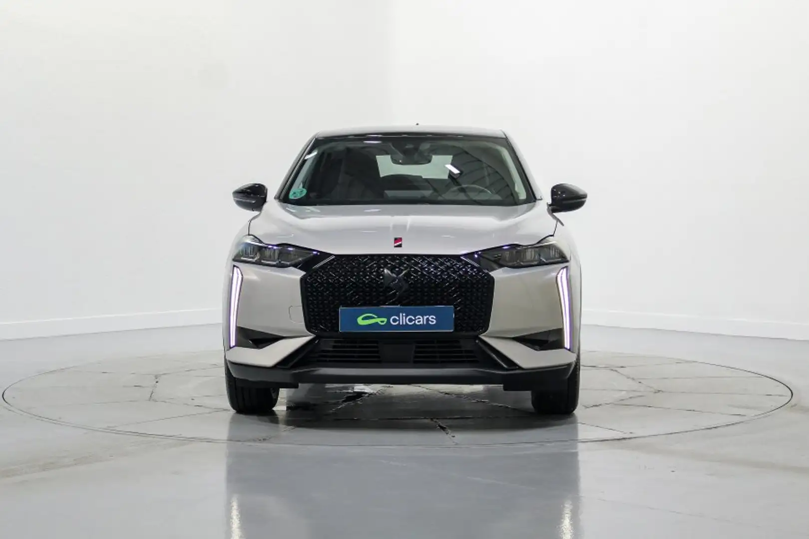 DS Automobiles DS 3 Crossback BlueHDi Performance Line 130 Aut. Plateado - 2