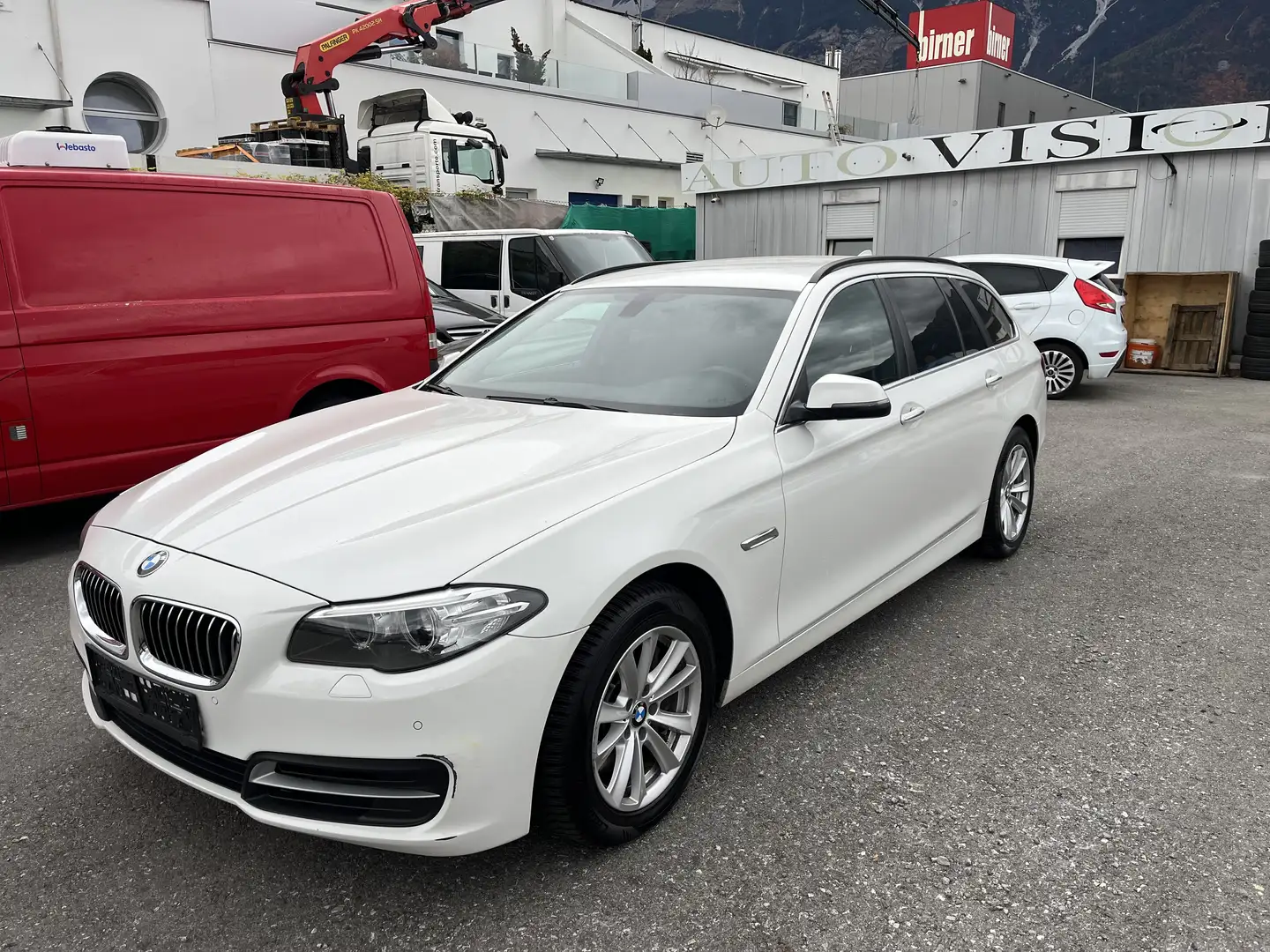BMW 525 xDrive neu Tüv Weiß - 2