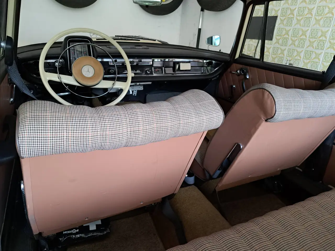 Mercedes-Benz 190, foto 9