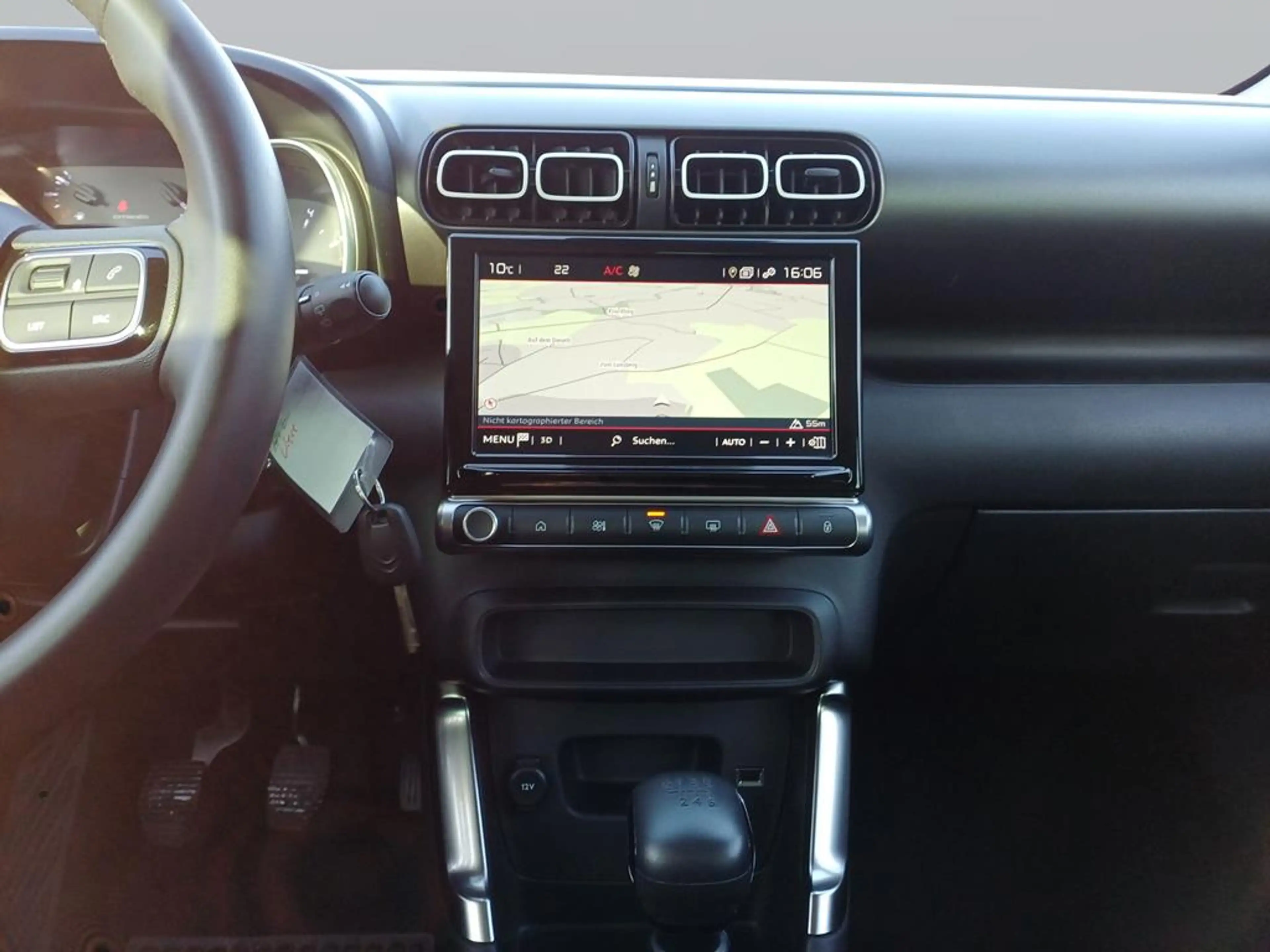 Citroen C3 Aircross PureTech 110 S&S Shine — photo 12