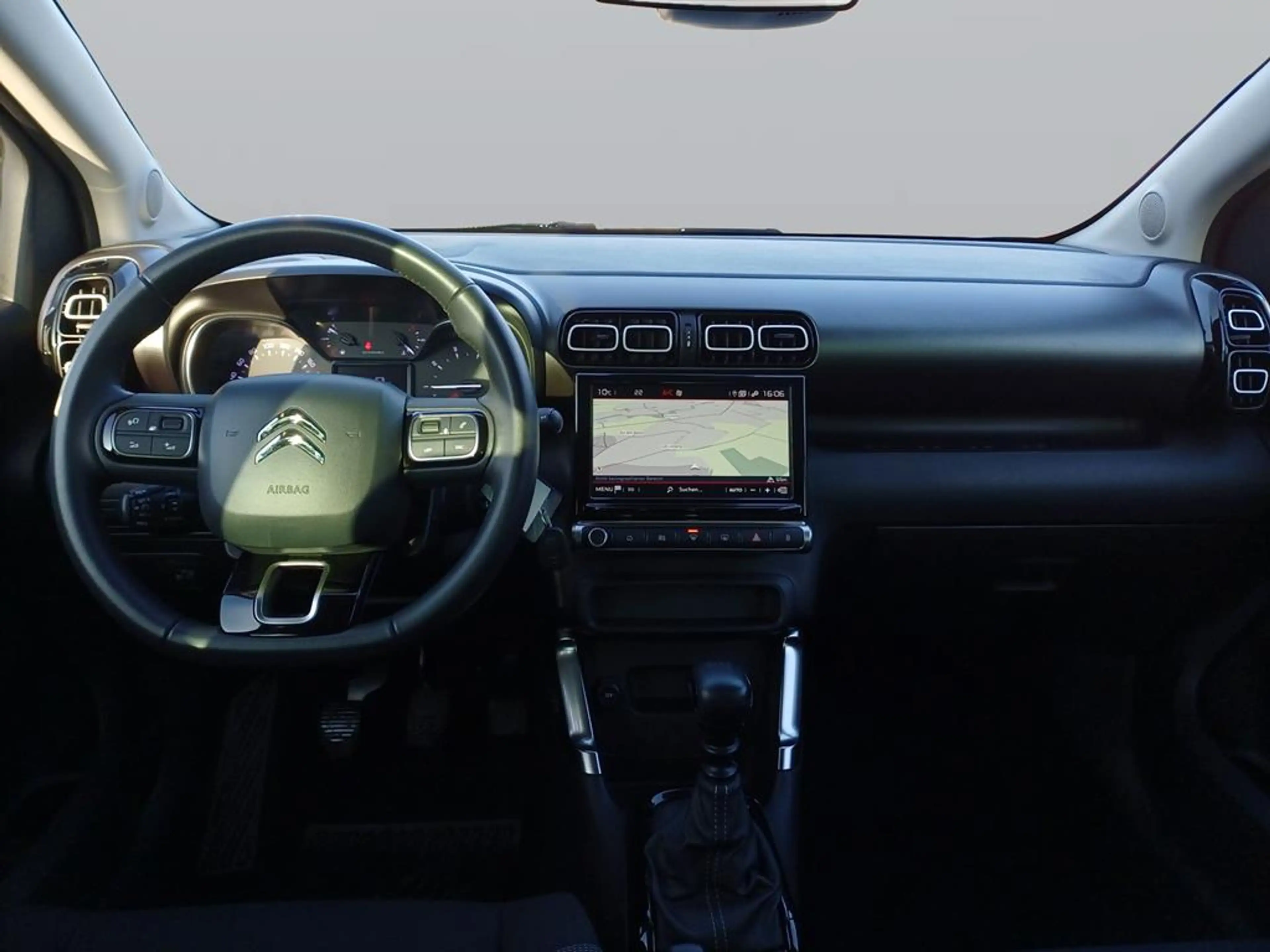 Citroen C3 Aircross PureTech 110 S&S Shine — photo 10
