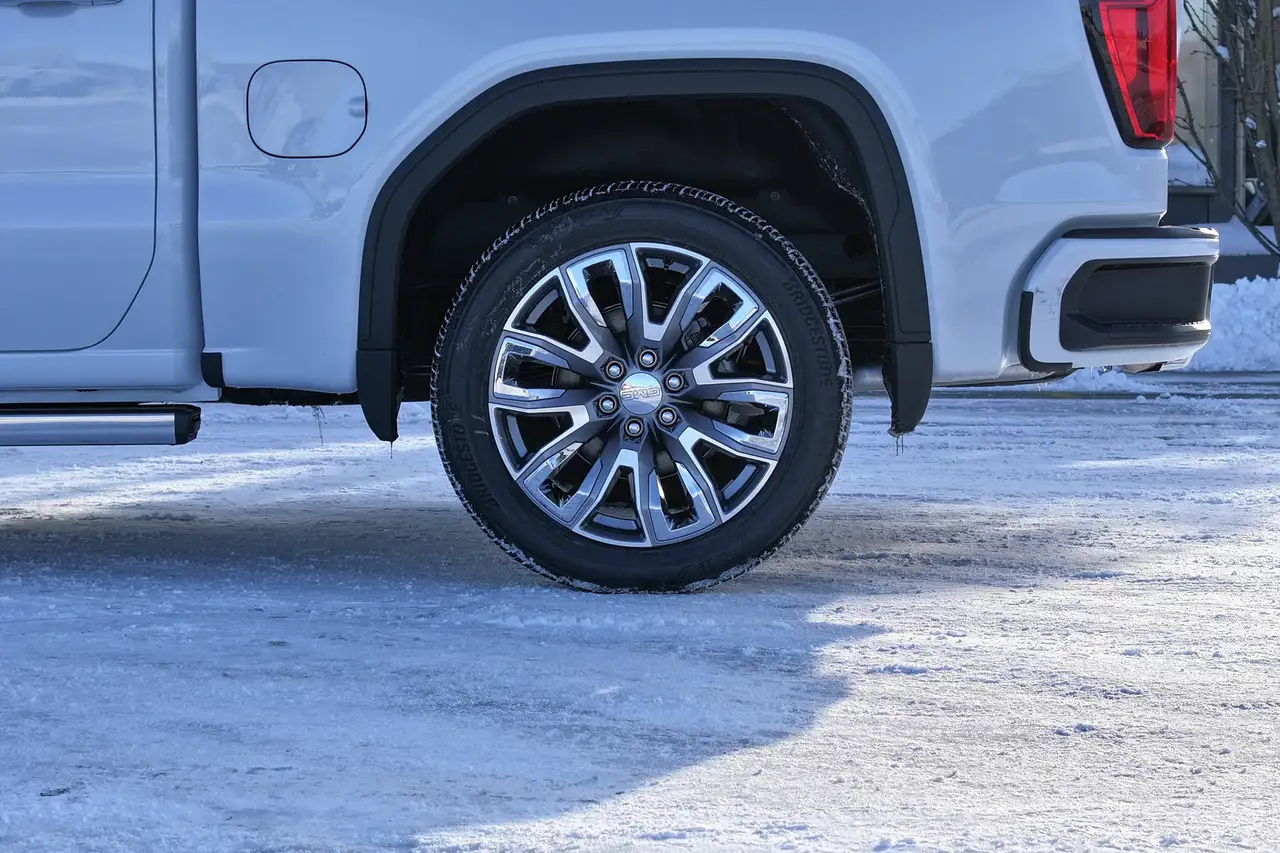 GMC Sierra 1500 снимка GMC Sierra 1500