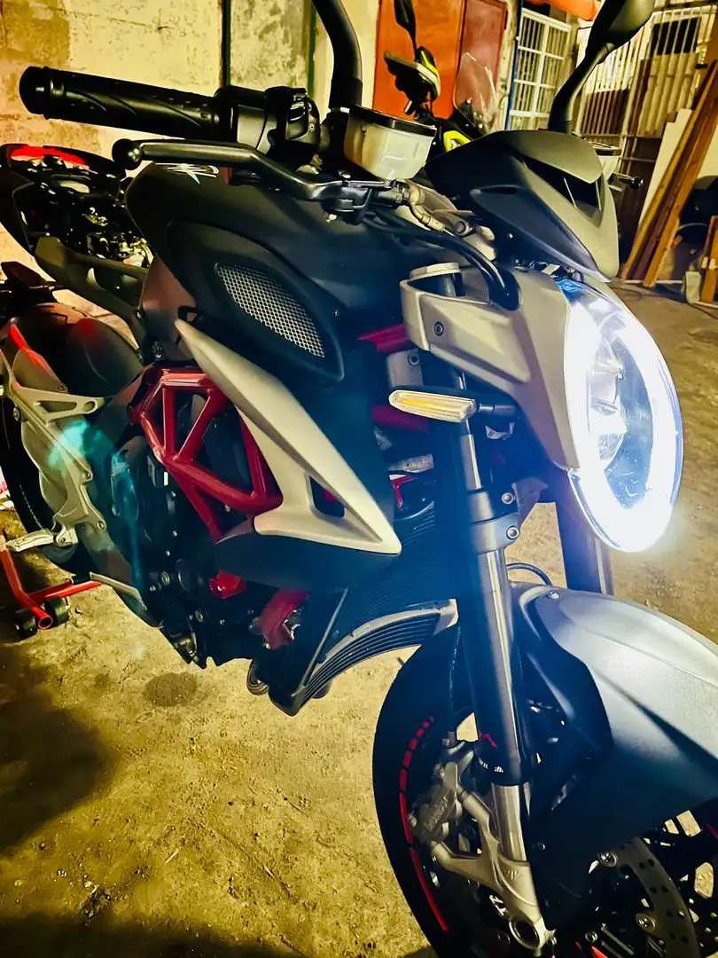 MV Agusta Brutale 800 - 2