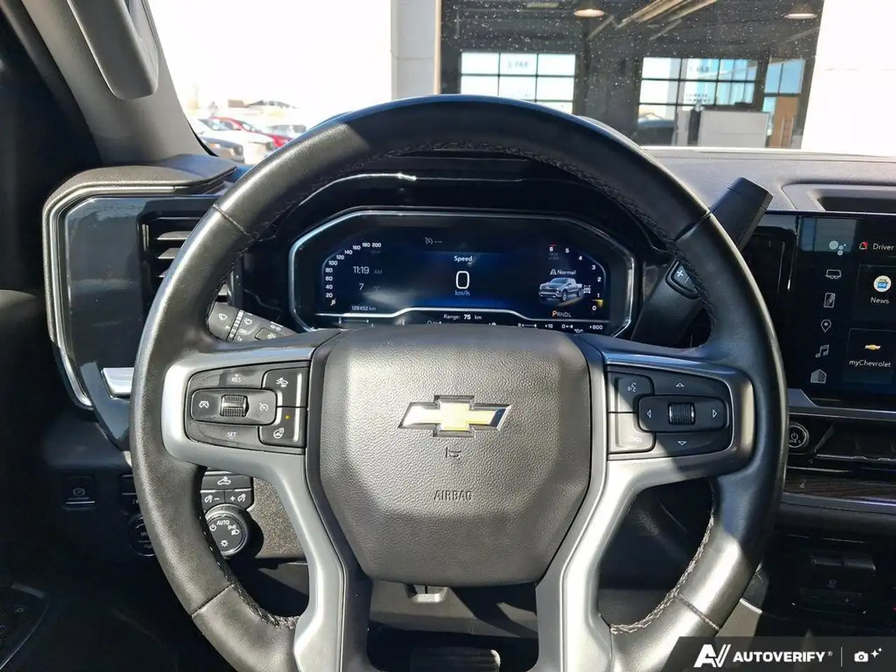 Chevrolet Silverado 1500 снимка Chevrolet Silverado 1500