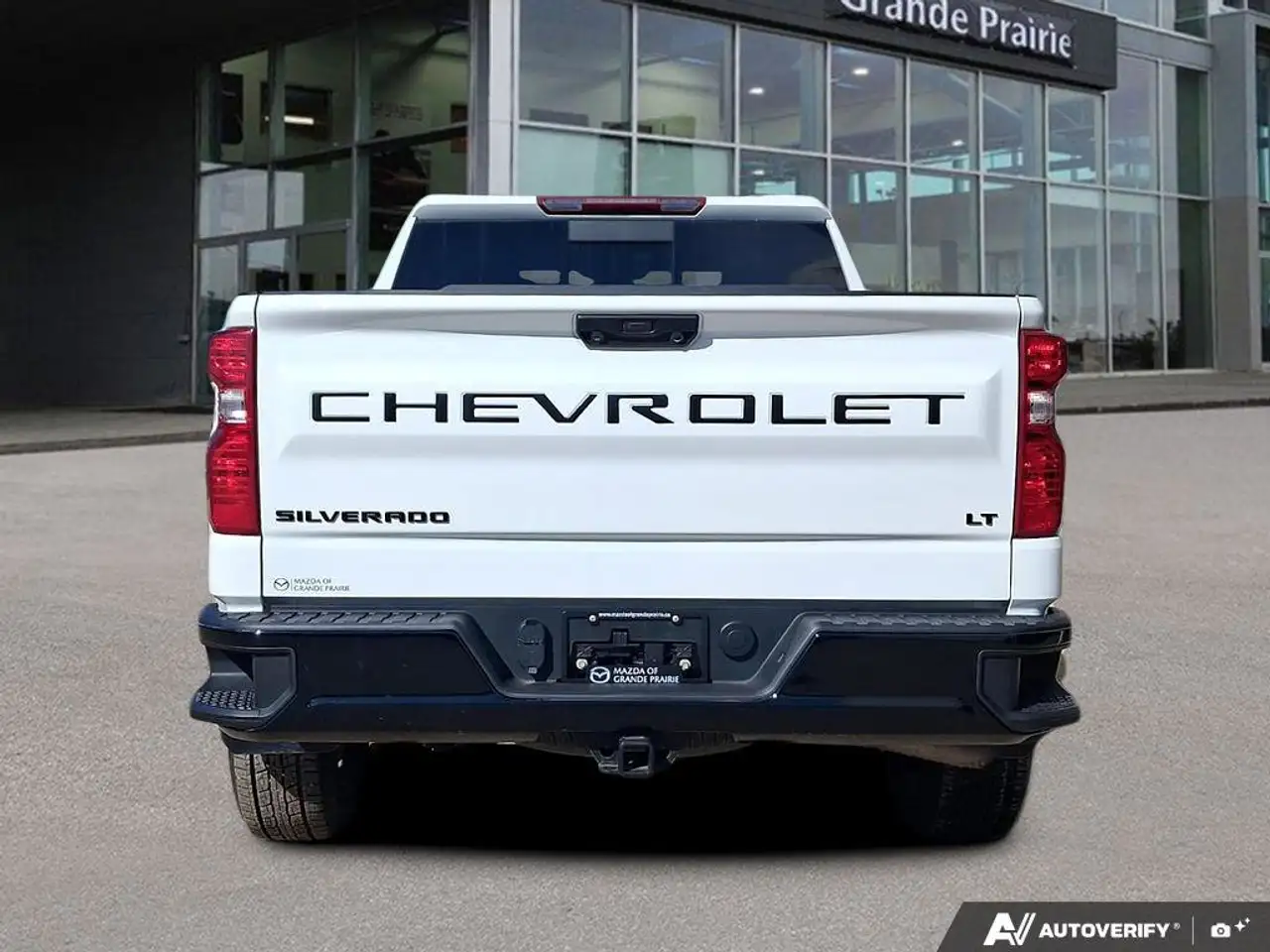 Chevrolet Silverado 1500 снимка Chevrolet Silverado 1500