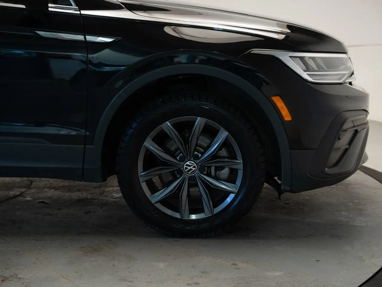 Volkswagen Tiguan снимка Volkswagen Tiguan