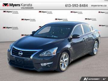 2.5 SL  - Sunroof -  Leather Seats