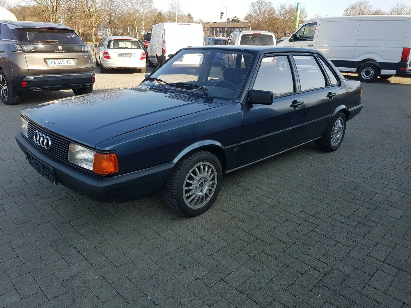Audi 80 AHK,ALU FELGEN, MIT OLDTIMER ZULASSUNG Blau - 1