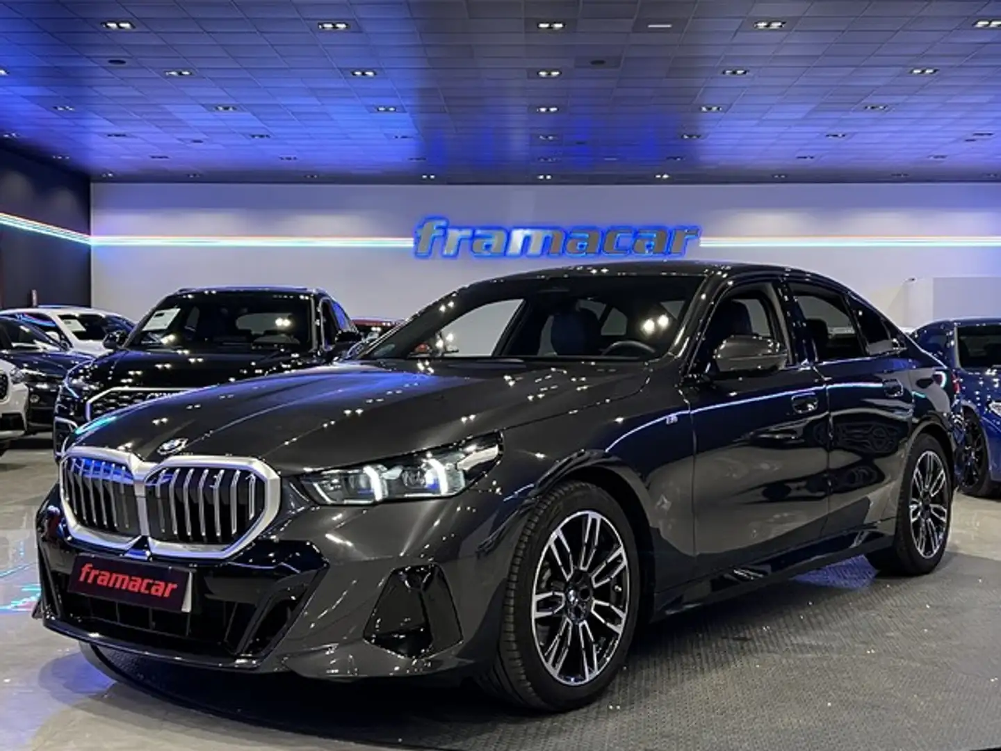 BMW 520 520iA Azul - 1