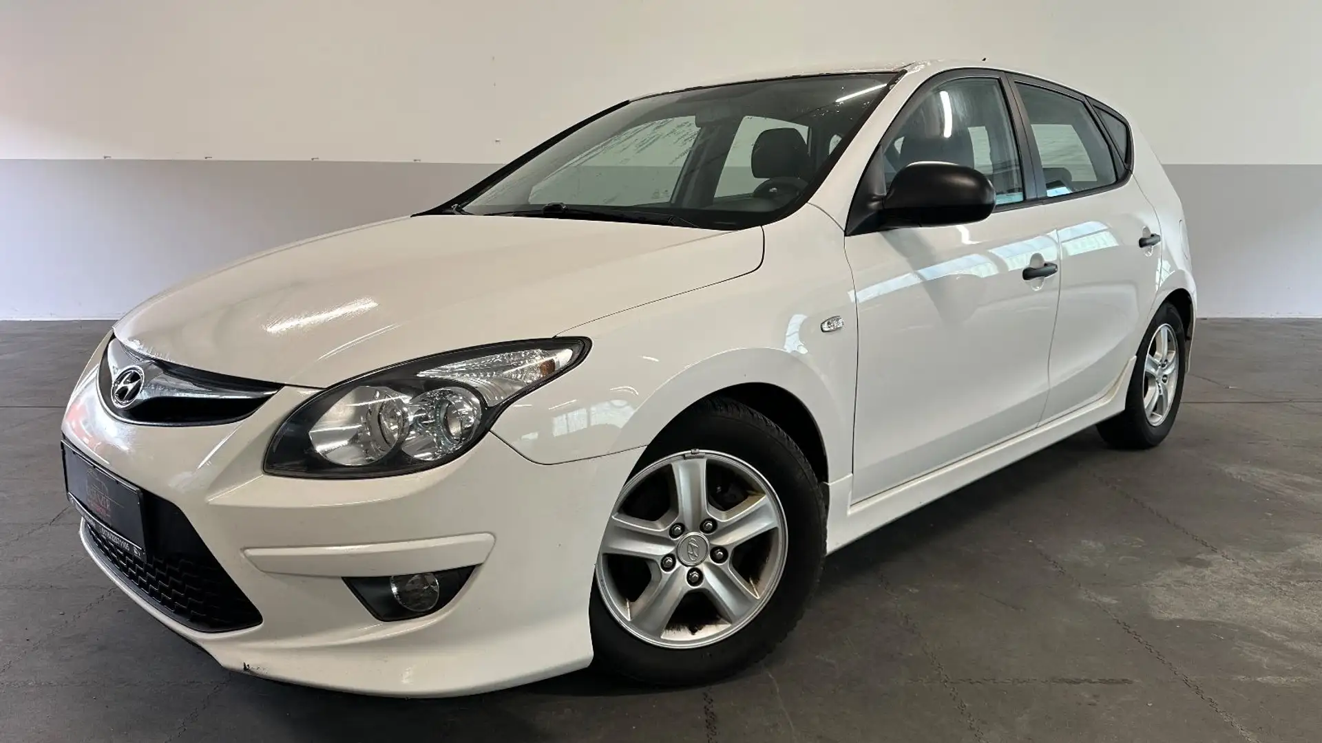 Hyundai i30 Classic#Klima#Elek.Fenster#Aux#USB#Display Weiß - 2