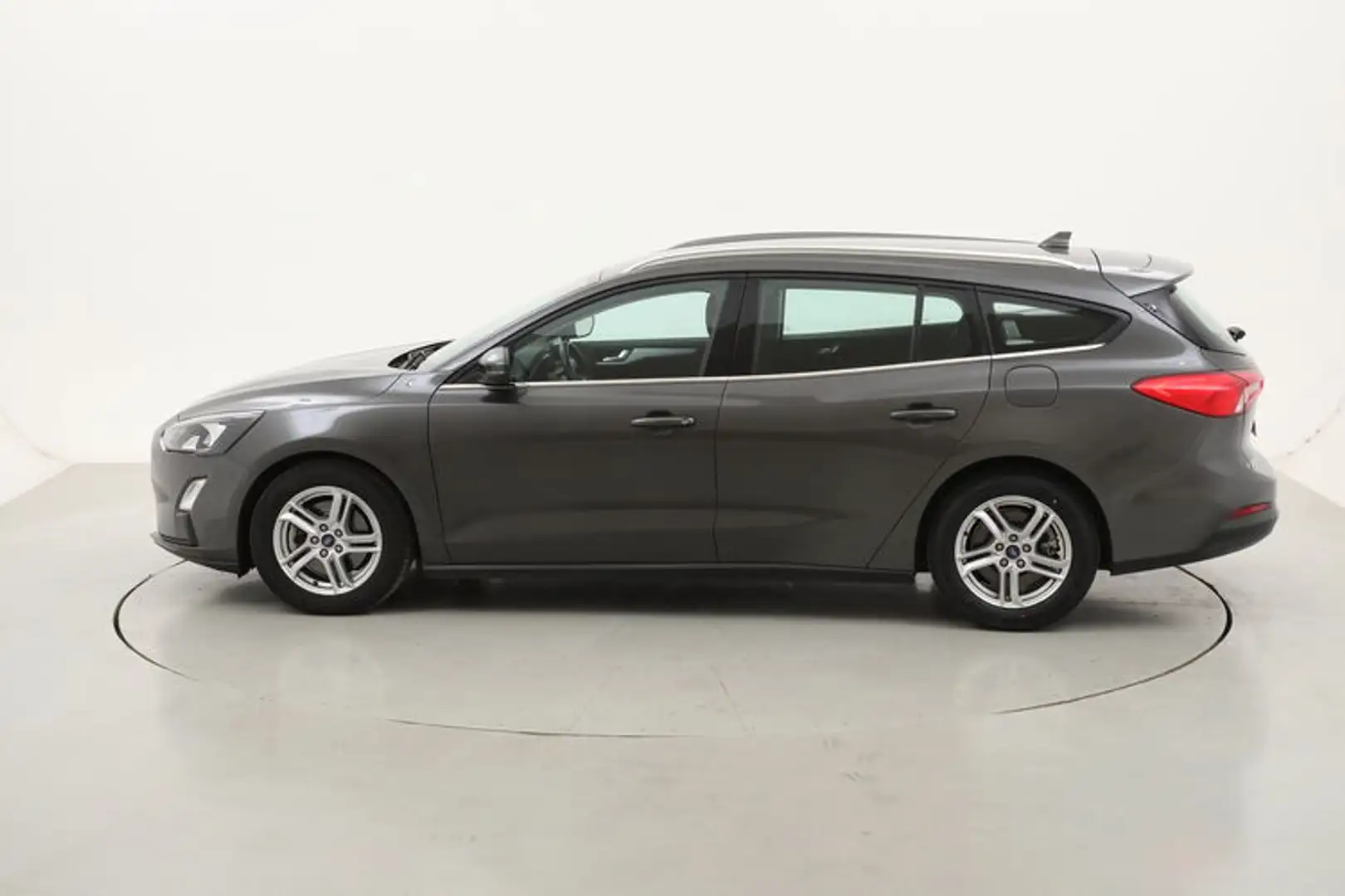 Ford Focus SW Business 1.5 Diesel 120CV Gris - 2