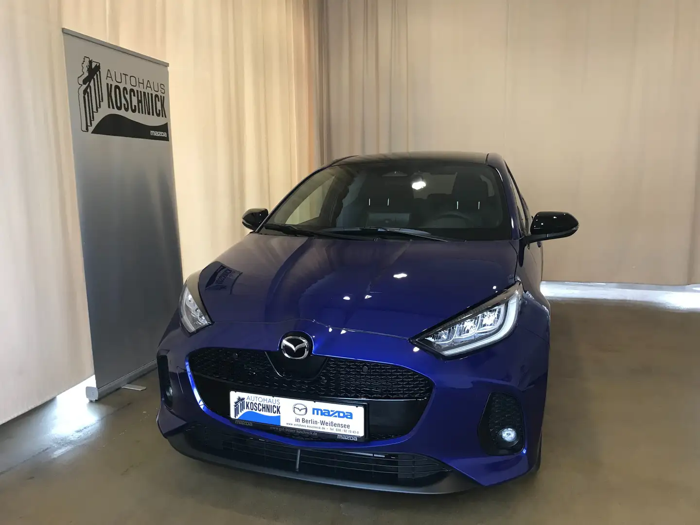 Mazda 2 Hybrid 1.5L VVT-i 116 e-CVT FWD HOMURA PLUS Bleu - 2