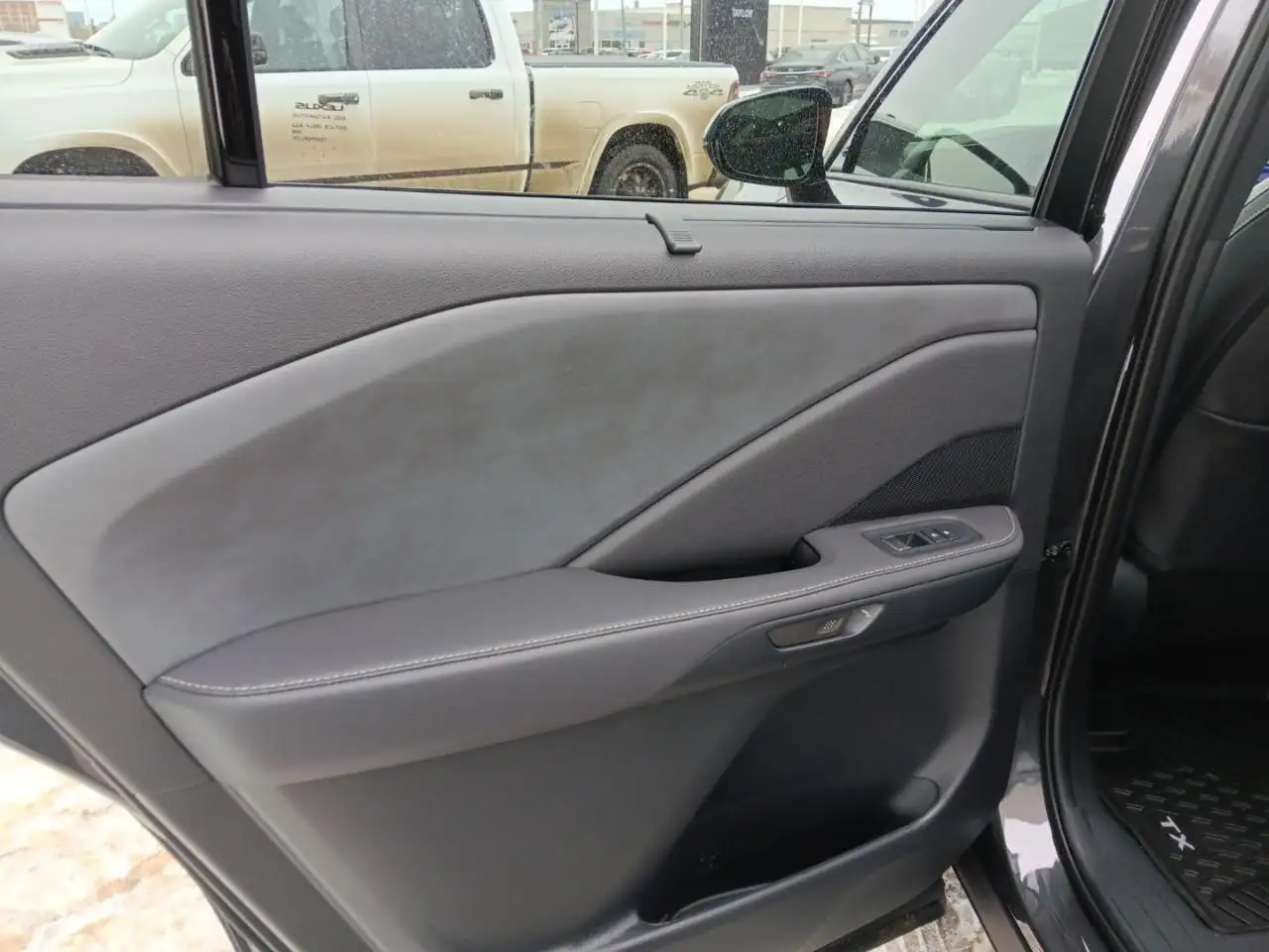 Lexus TX 350 снимка Lexus TX 350