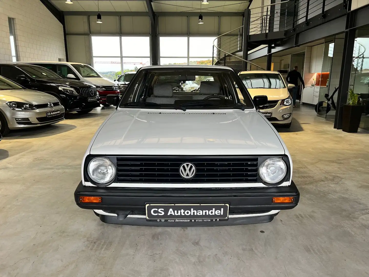 Volkswagen Golf 1,6 CL*2-Hand* Weiß - 2