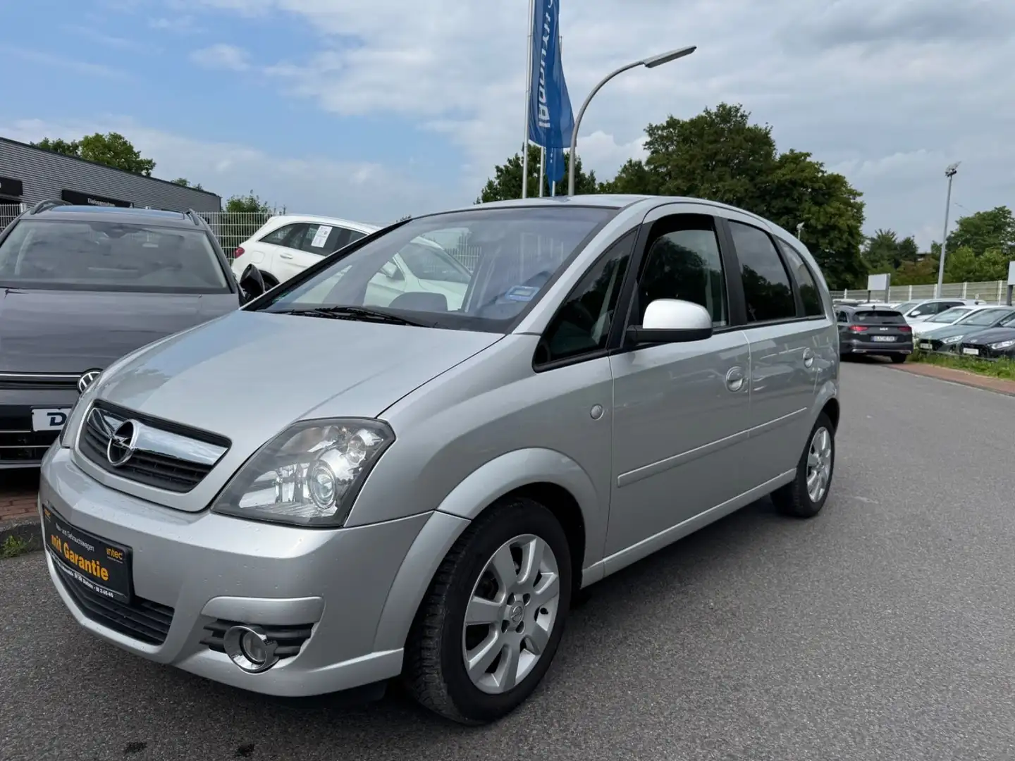 Opel Meriva COSMA 2.HD/KLIMAAUT//PDC/ALU/TÜV-SERV.-NEU/58TKM Argento - 1