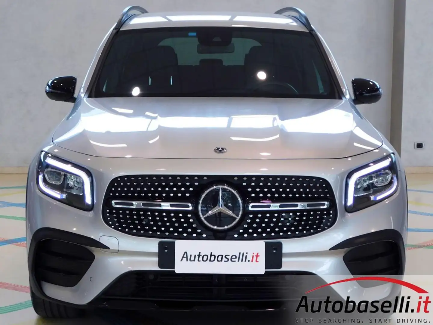Mercedes-Benz GLB 220 200D AUTOMATIC 4MATIC PREMIUM 150CV UNICO PROP Argintiu - 1