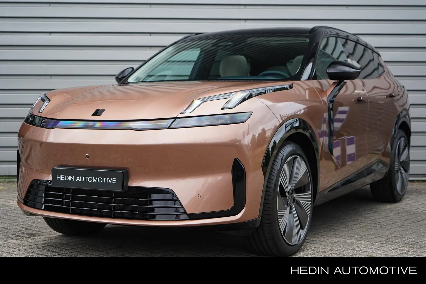 Lynk & Co 08 1.5 More | 200 KM Electrisch | Panorama Dak | Andr - 1