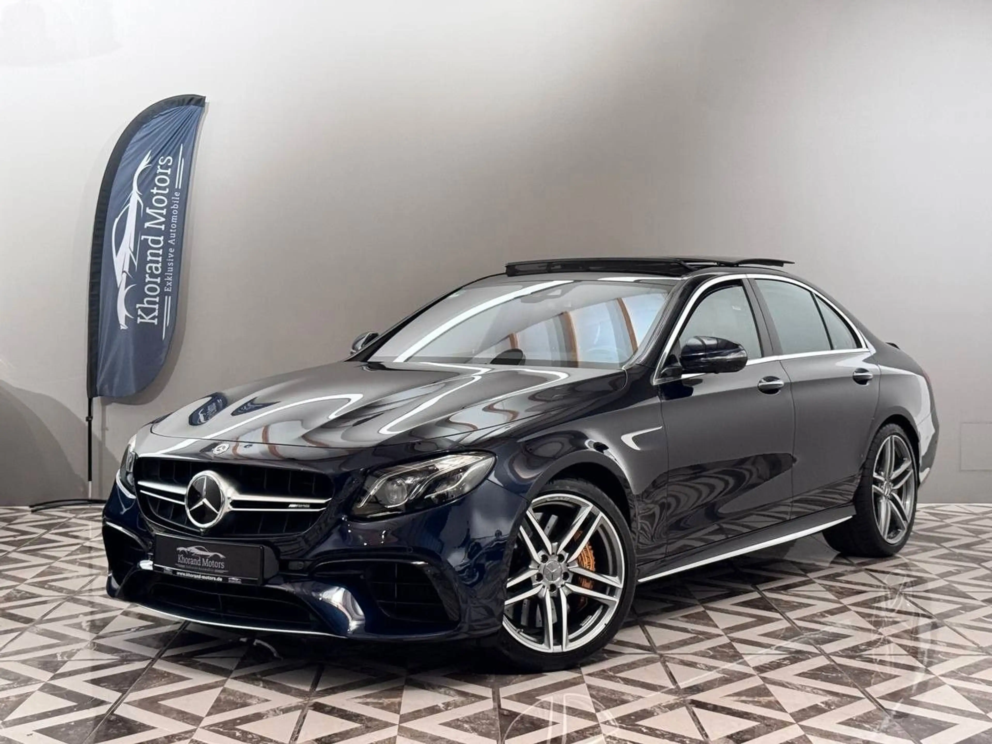 Mercedes-Benz E 63 AMG E 63 S AMG 4Matic+ Sonderausstattung