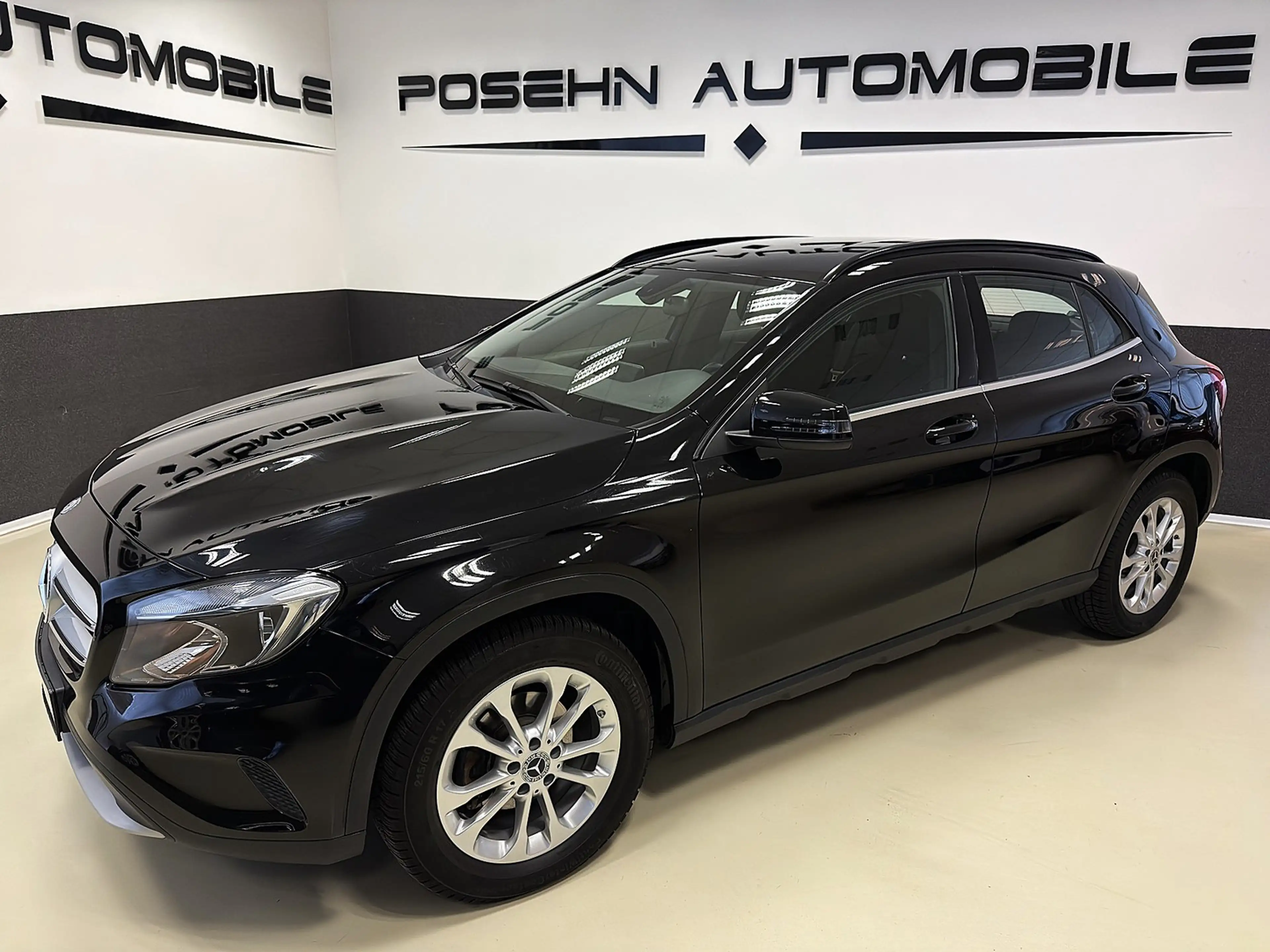 Mercedes-Benz GLA 180 DCT Style Navi Kamera — photo 3