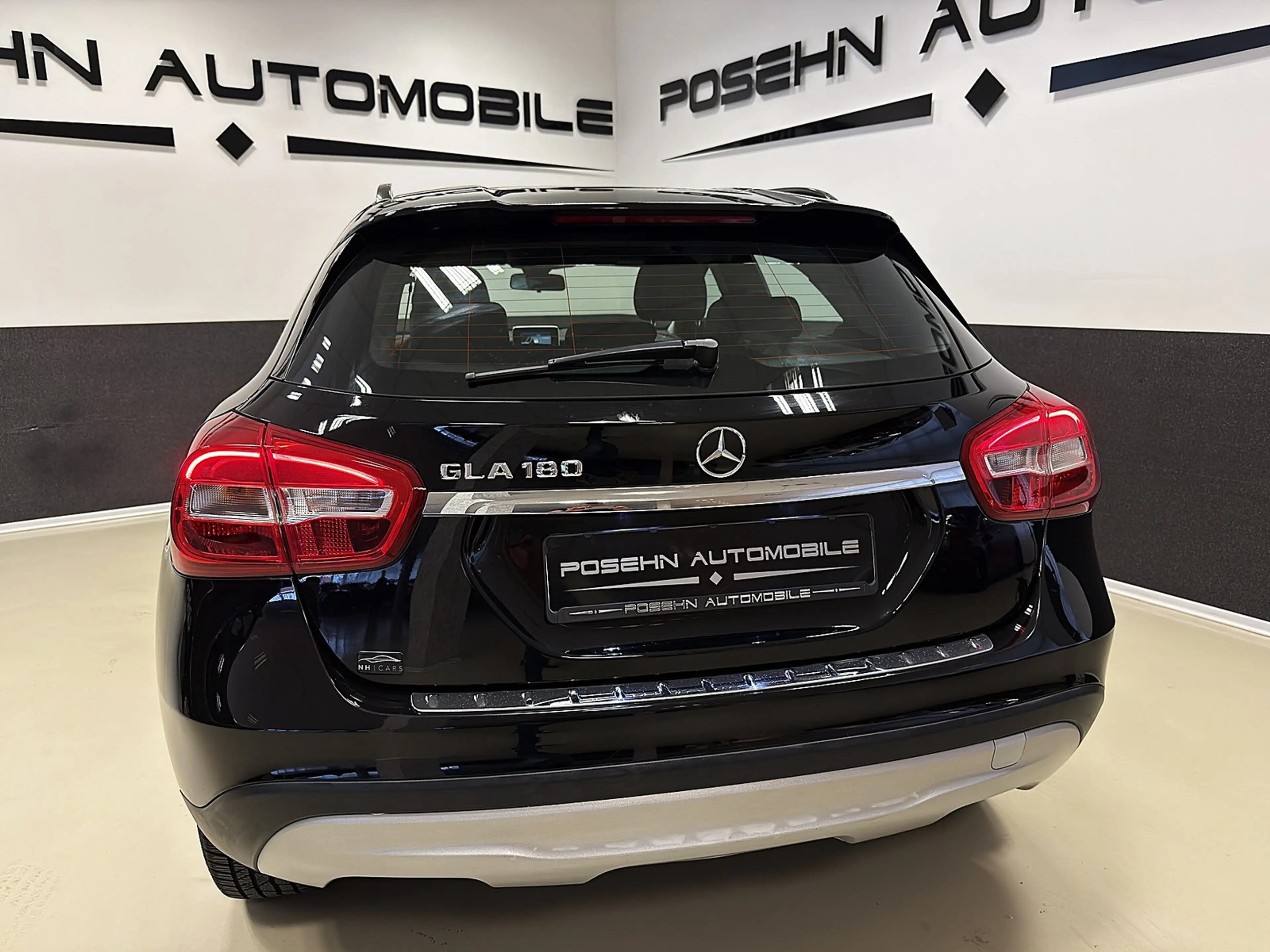 Mercedes-Benz GLA 180 DCT Style Navi Kamera — photo 5