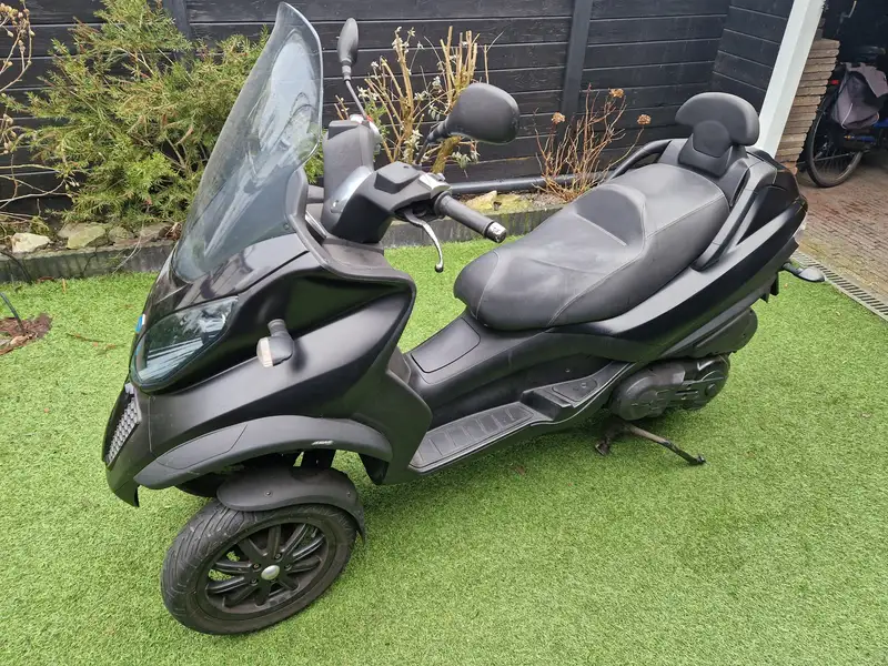 Piaggio MP3 400 - foto 2