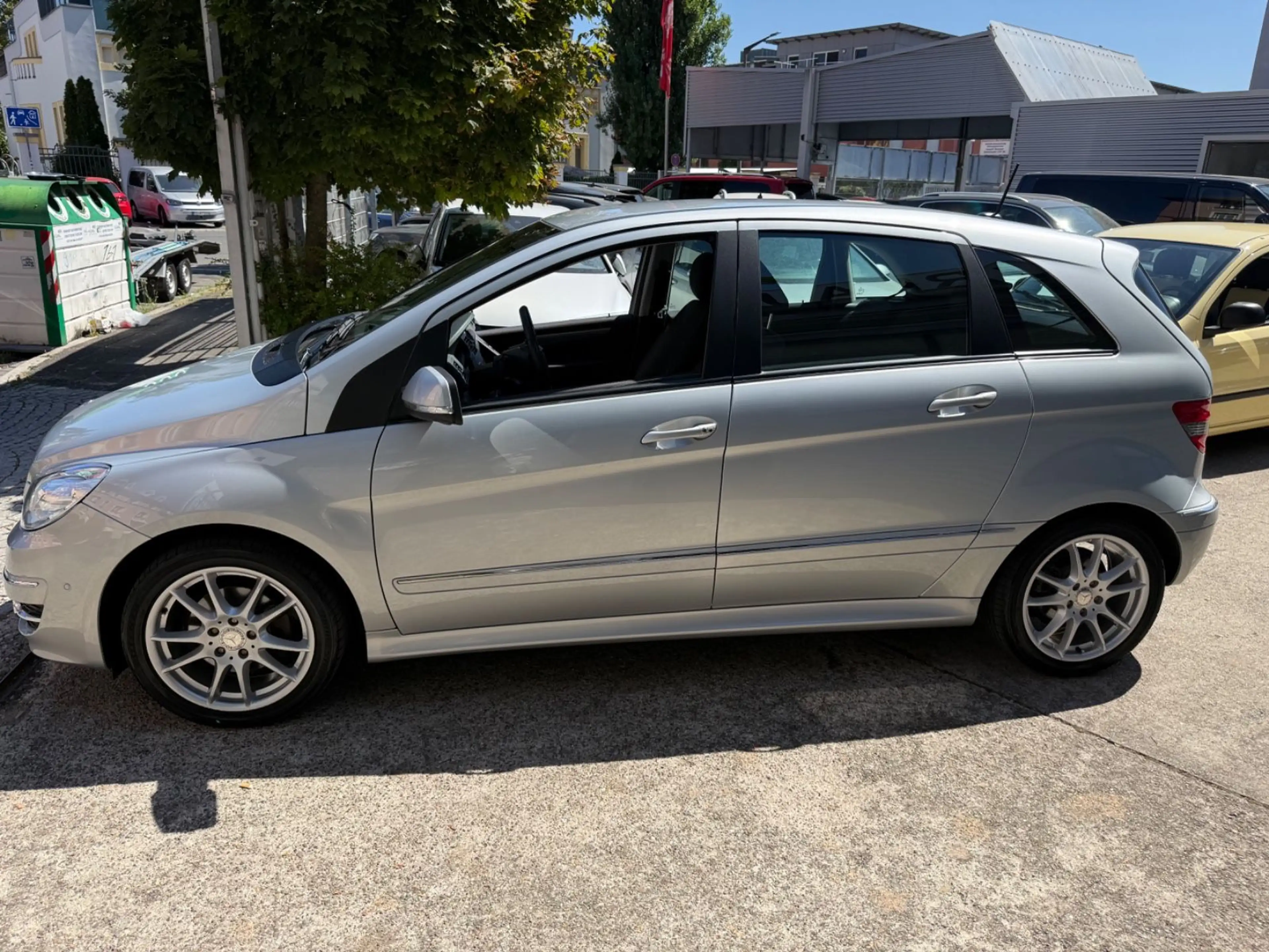 Mercedes-Benz B 200 SPORT 2.Hd.AUTOM./AHK/PARKASSISTENT — photo 9