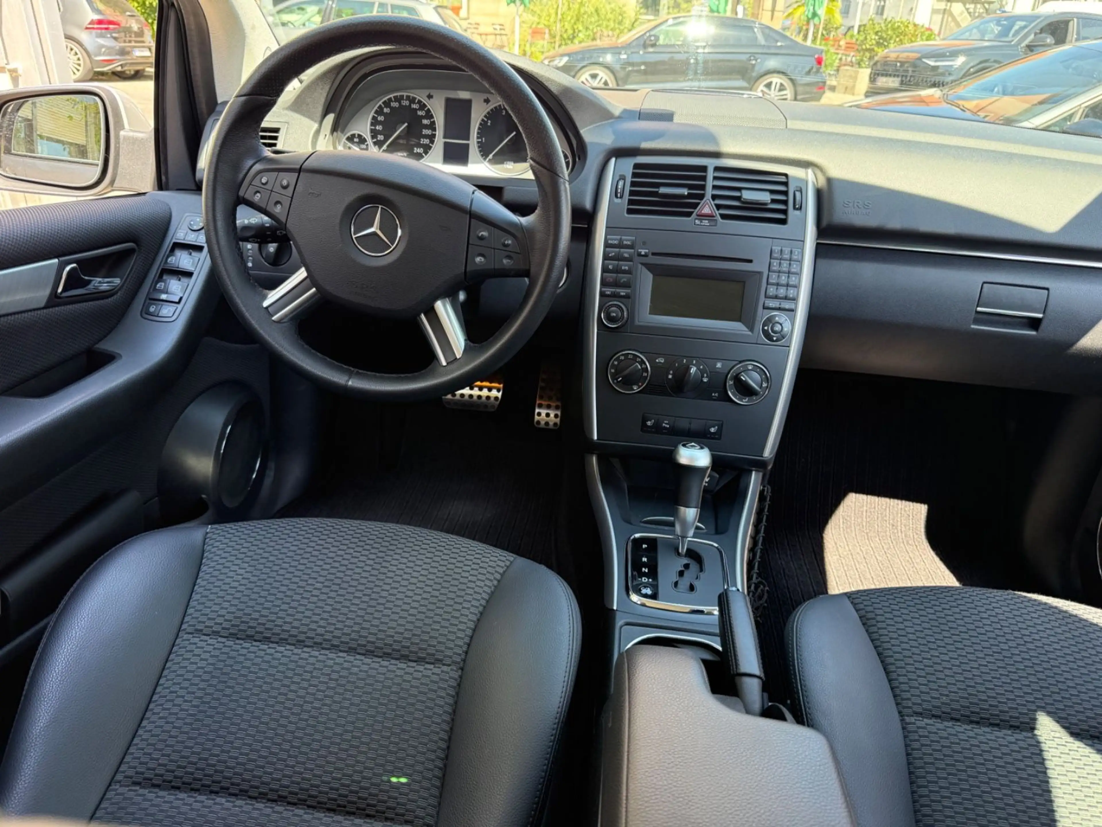 Mercedes-Benz B 200 SPORT 2.Hd.AUTOM./AHK/PARKASSISTENT — photo 12