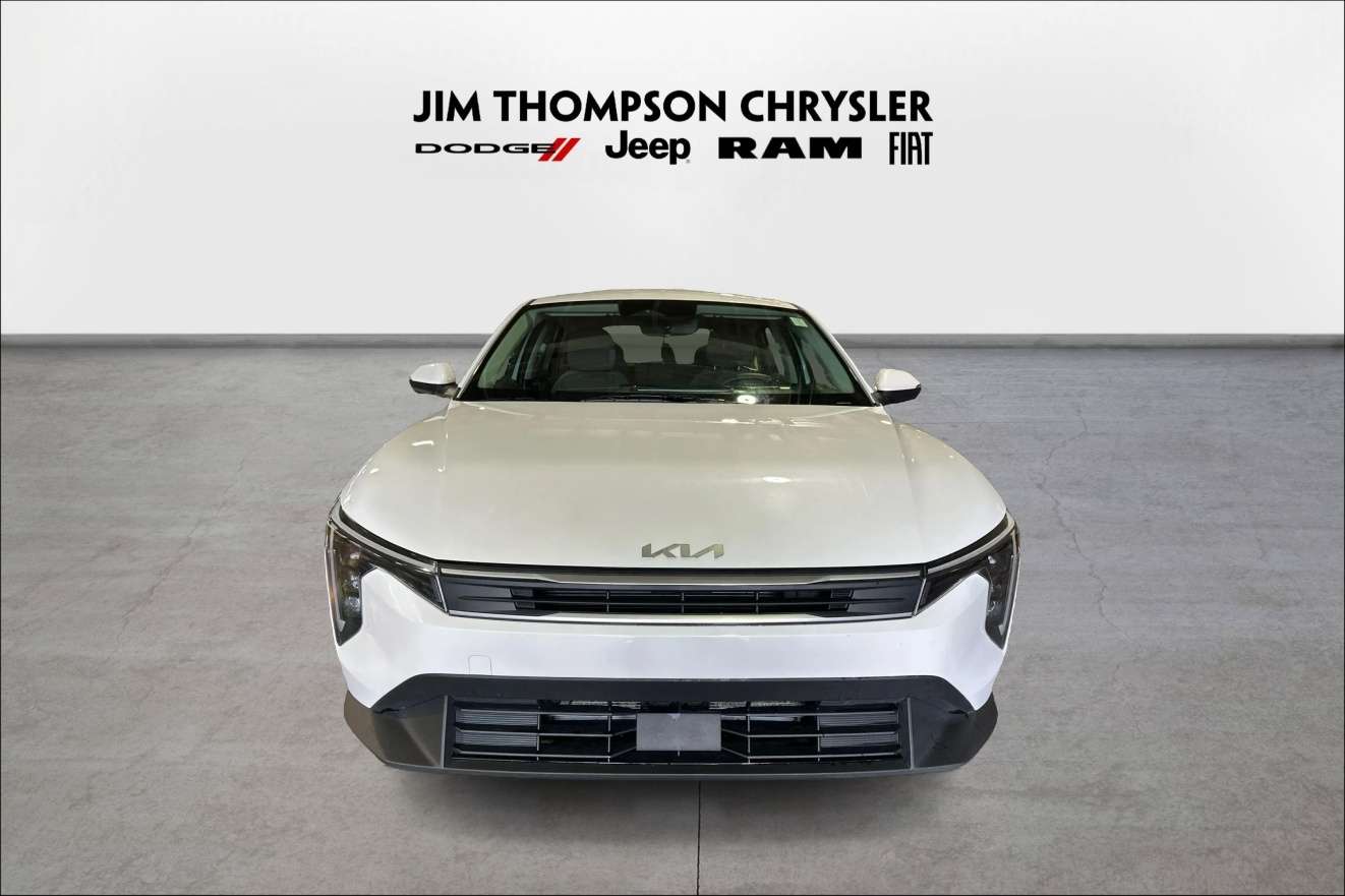 2025 Kia K4 EX  | 2L 4cyl Dual Screen Carplay BackUp Cam — снимка 1