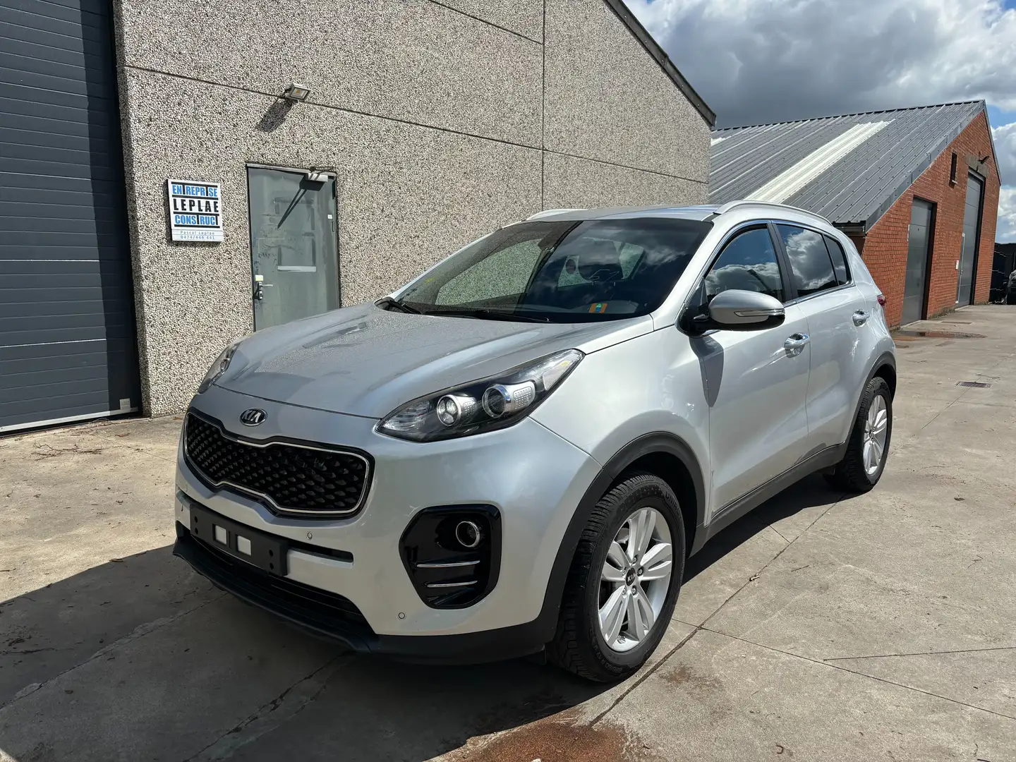 Kia Sportage 1.7 CRDi Euro 6b! Prêt à Immatriculer!! Grijs - 2