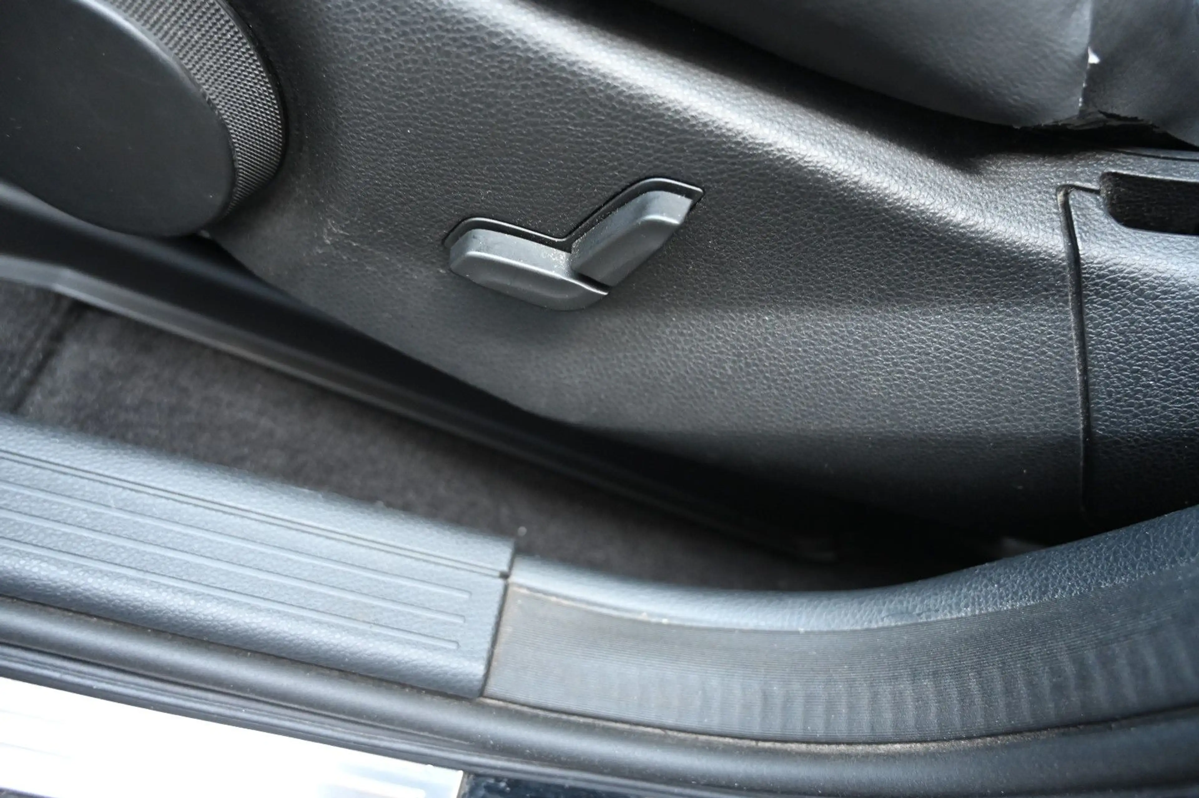 Mercedes-Benz GLK 220 CDI BlueEfficiency 4Matic Leder Navi AHK — photo 13
