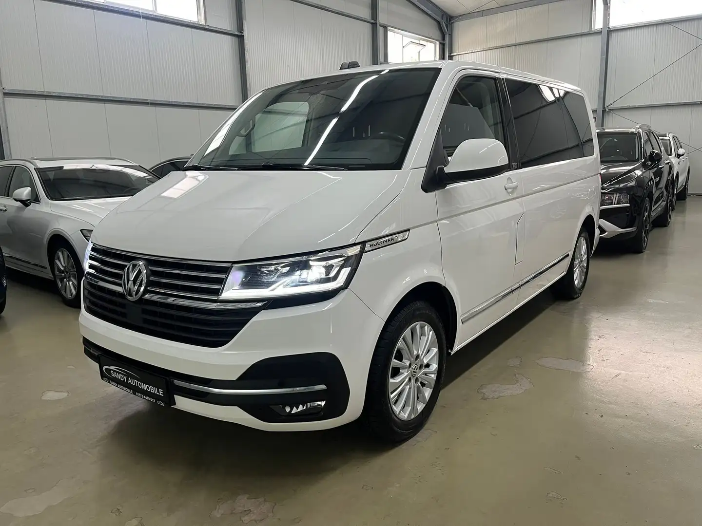 Volkswagen T6 Multivan Six7.Sitzer AHK ACC Navi Kamera LED Weiß - 1