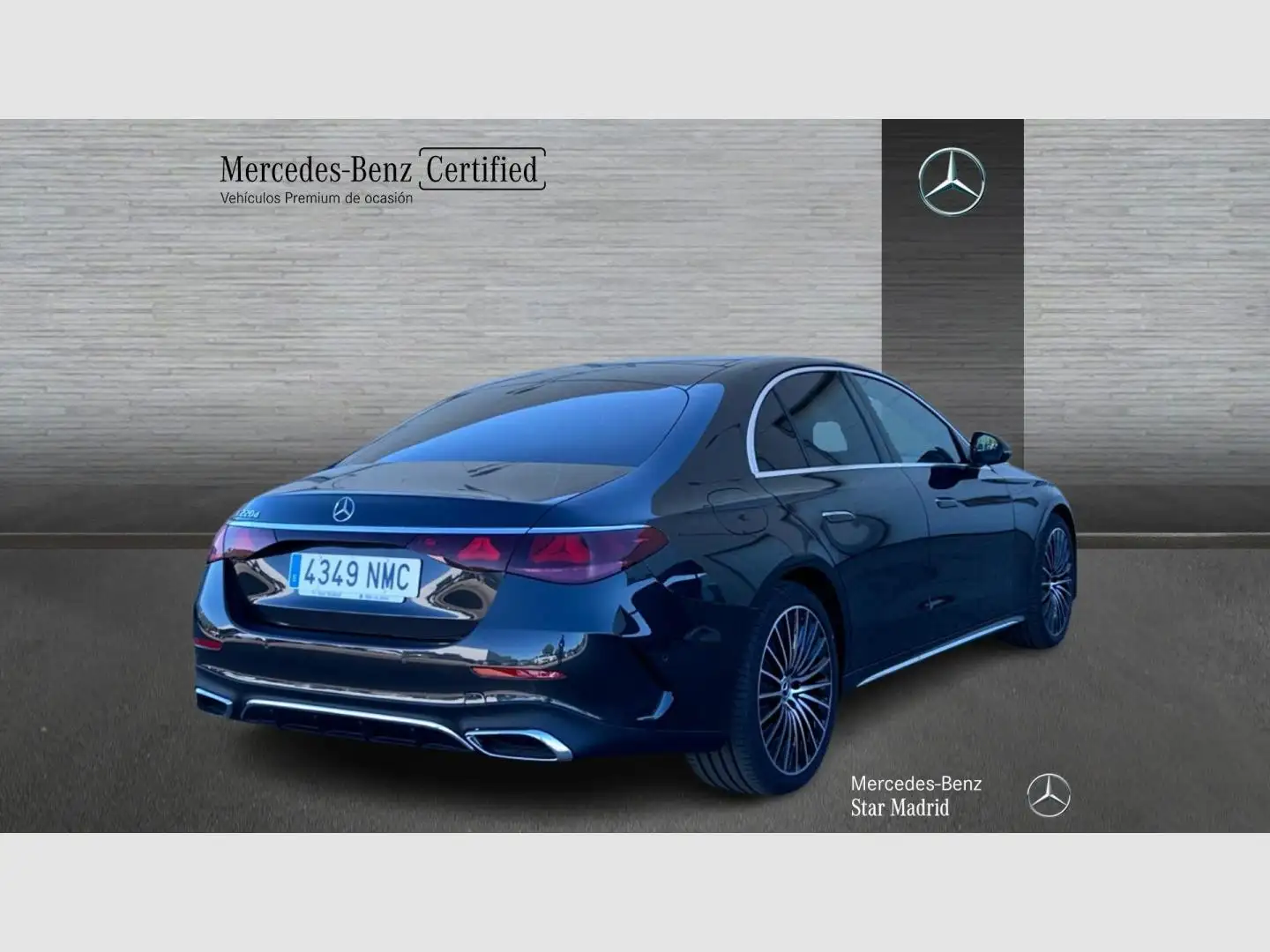 Mercedes-Benz E 220 d 4MATIC - 2