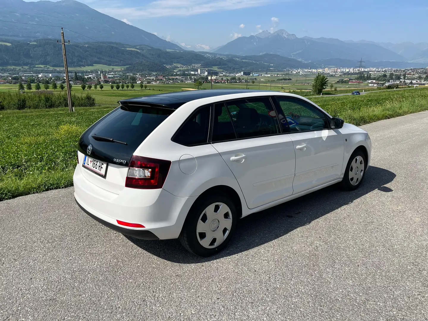 Skoda Rapid/Spaceback Rapid Spaceback 1,2 TSI Active Green tec Active Weiß - 1