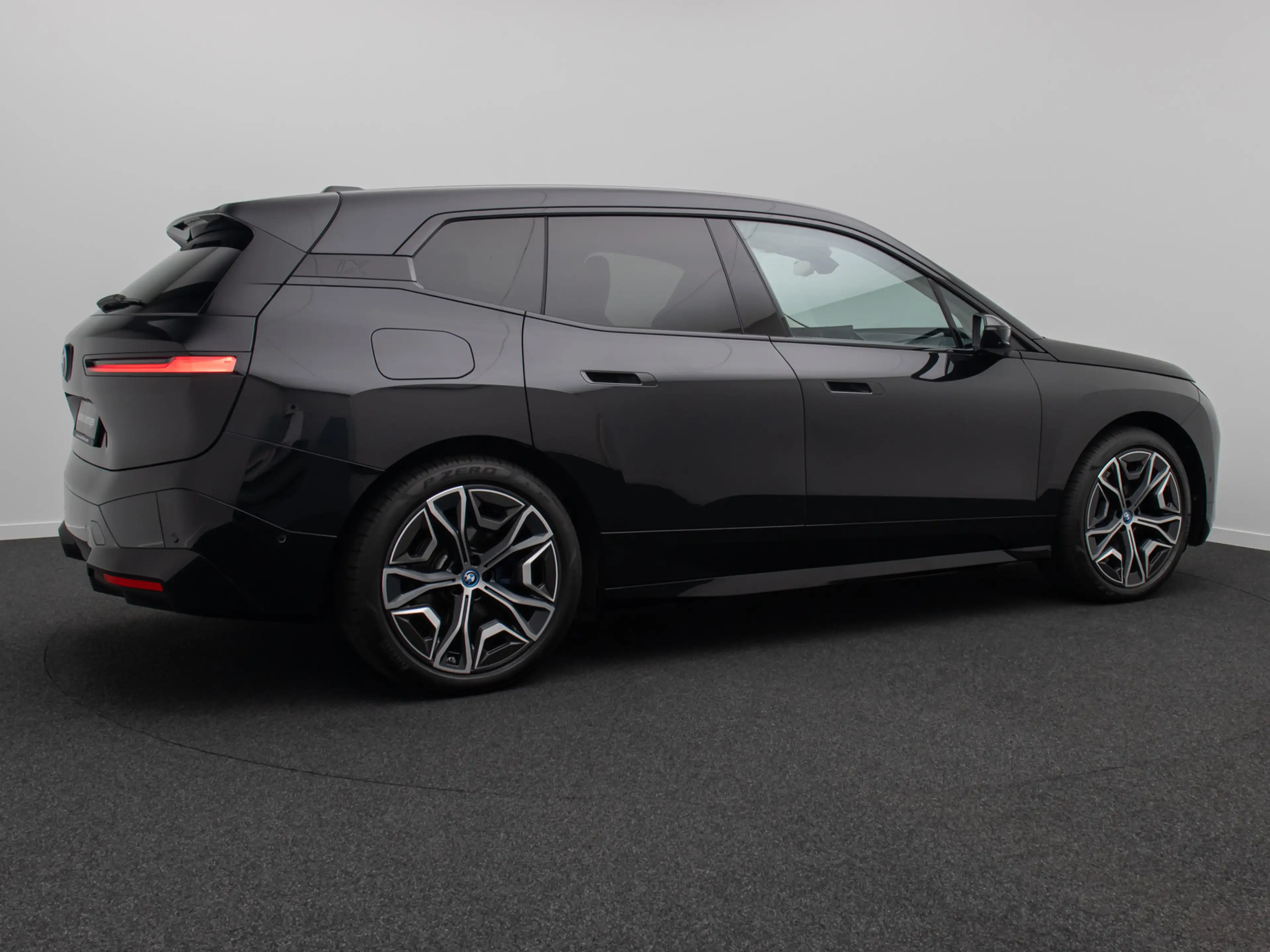 BMW iX Sport 360°DAB H K Laser Komfort ACC 22 — photo 6