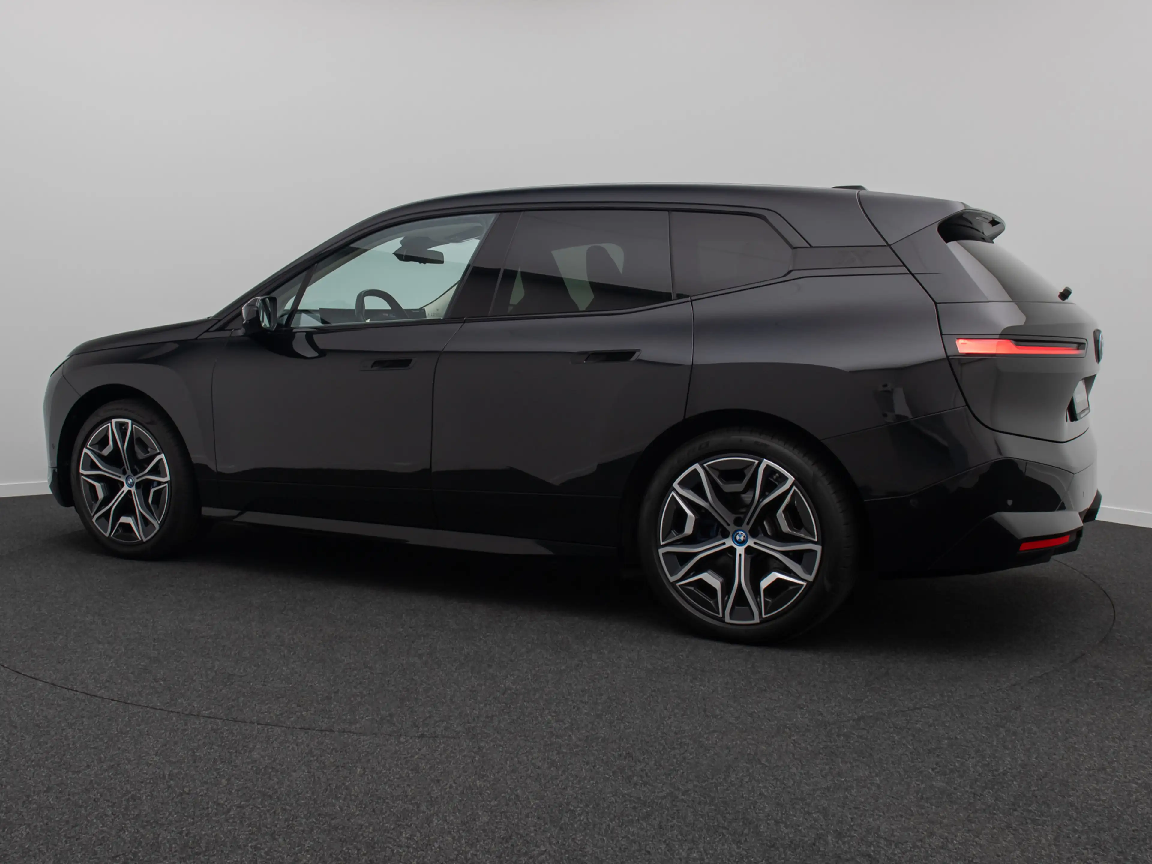 BMW iX Sport 360°DAB H K Laser Komfort ACC 22 — photo 10