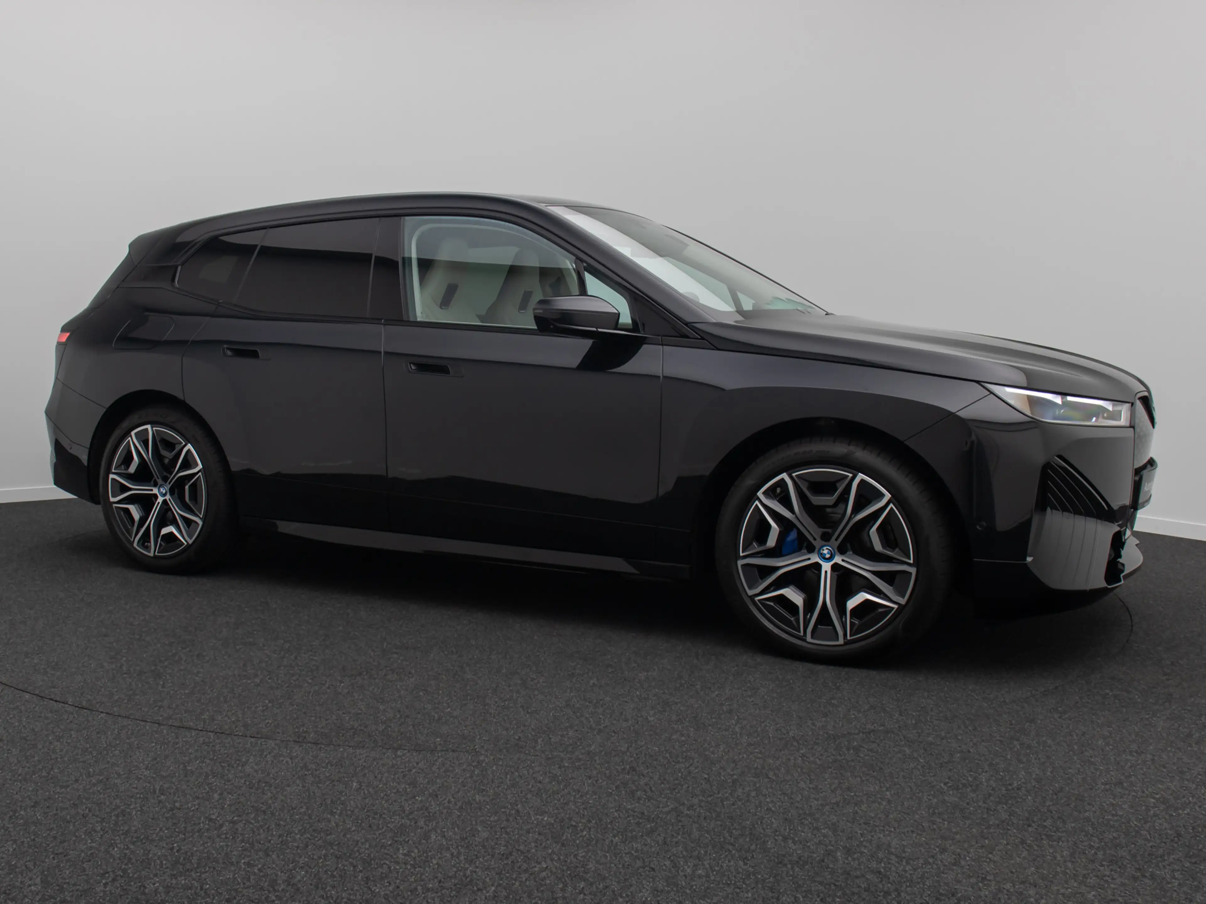 BMW iX Sport 360°DAB H K Laser Komfort ACC 22 — photo 4
