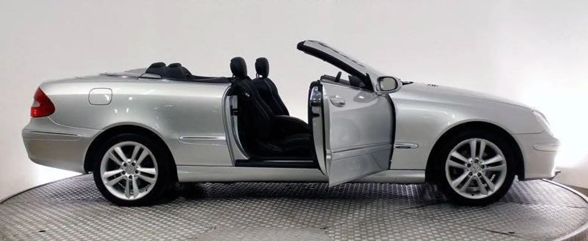Mercedes-Benz CLK 200 CLK Cabrio 200 K 184 Noir - 2
