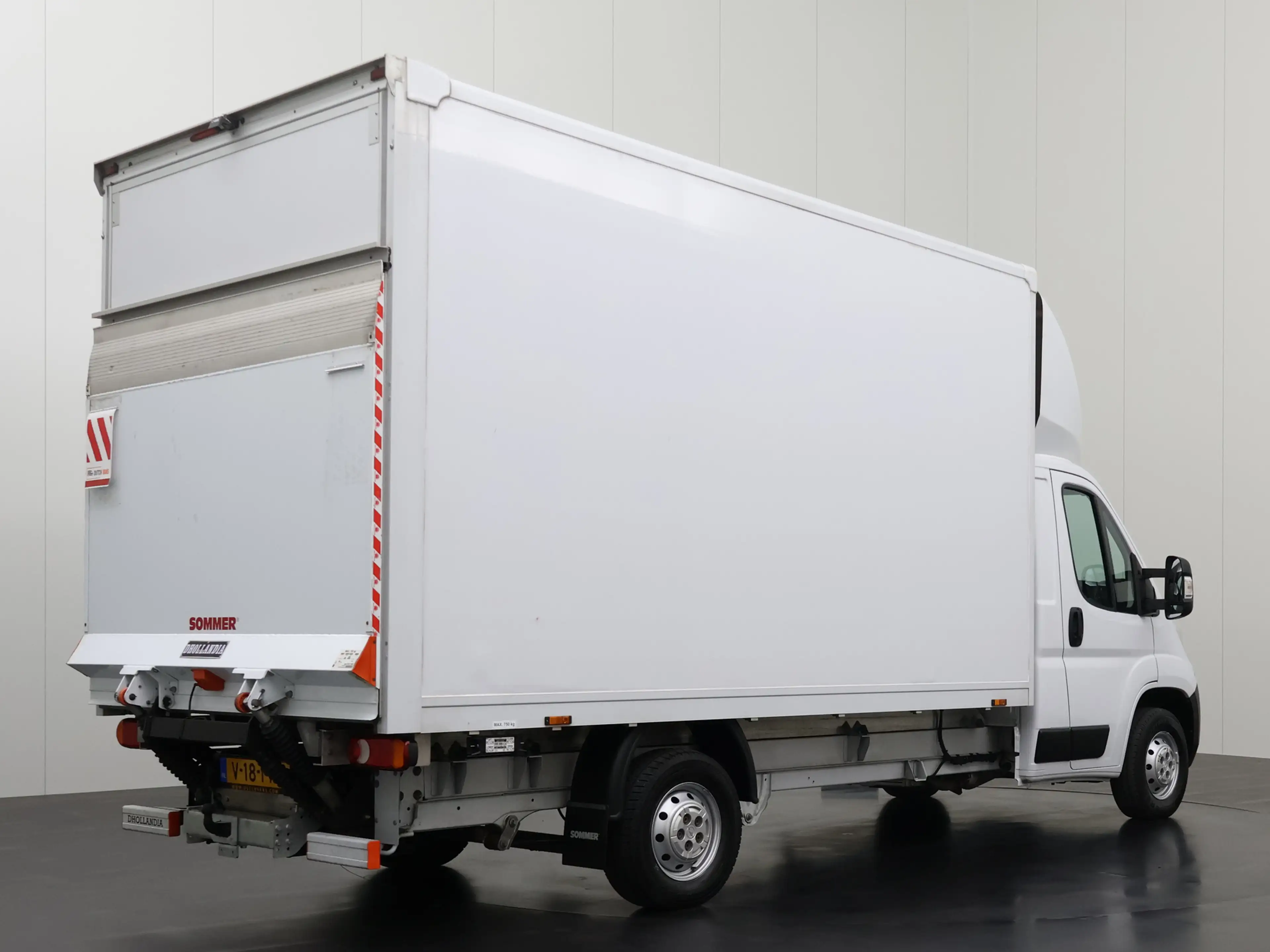 Opel Movano 140PK Bakwagen+Laadklep | 2500KG Trekhaak Dakspoil — photo 2