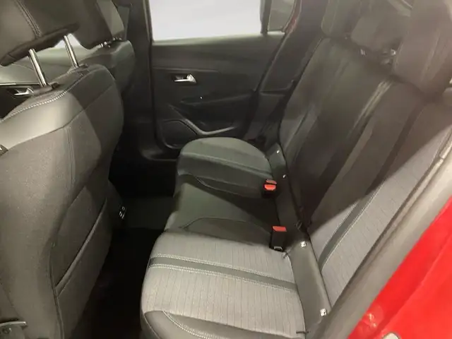 Peugeot 208 view 8