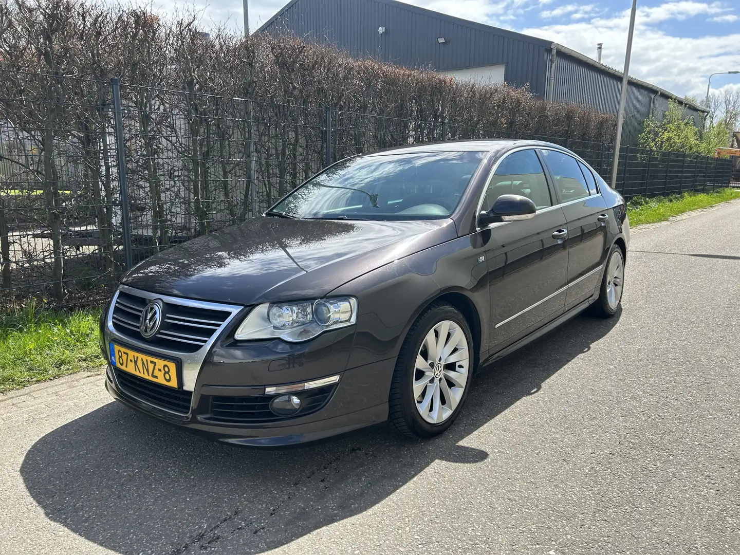 Volkswagen Passat 1.8 TFSI Highline / NAVI / CRUISE / AIRCO ECC / KE Bruin - 1