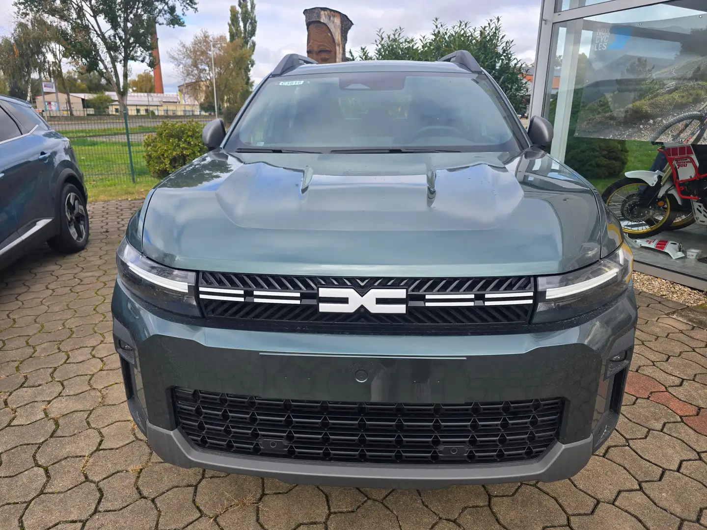 Dacia Bigster mild hybrid-G 140 Expression sofort lieferbar Grün - 2