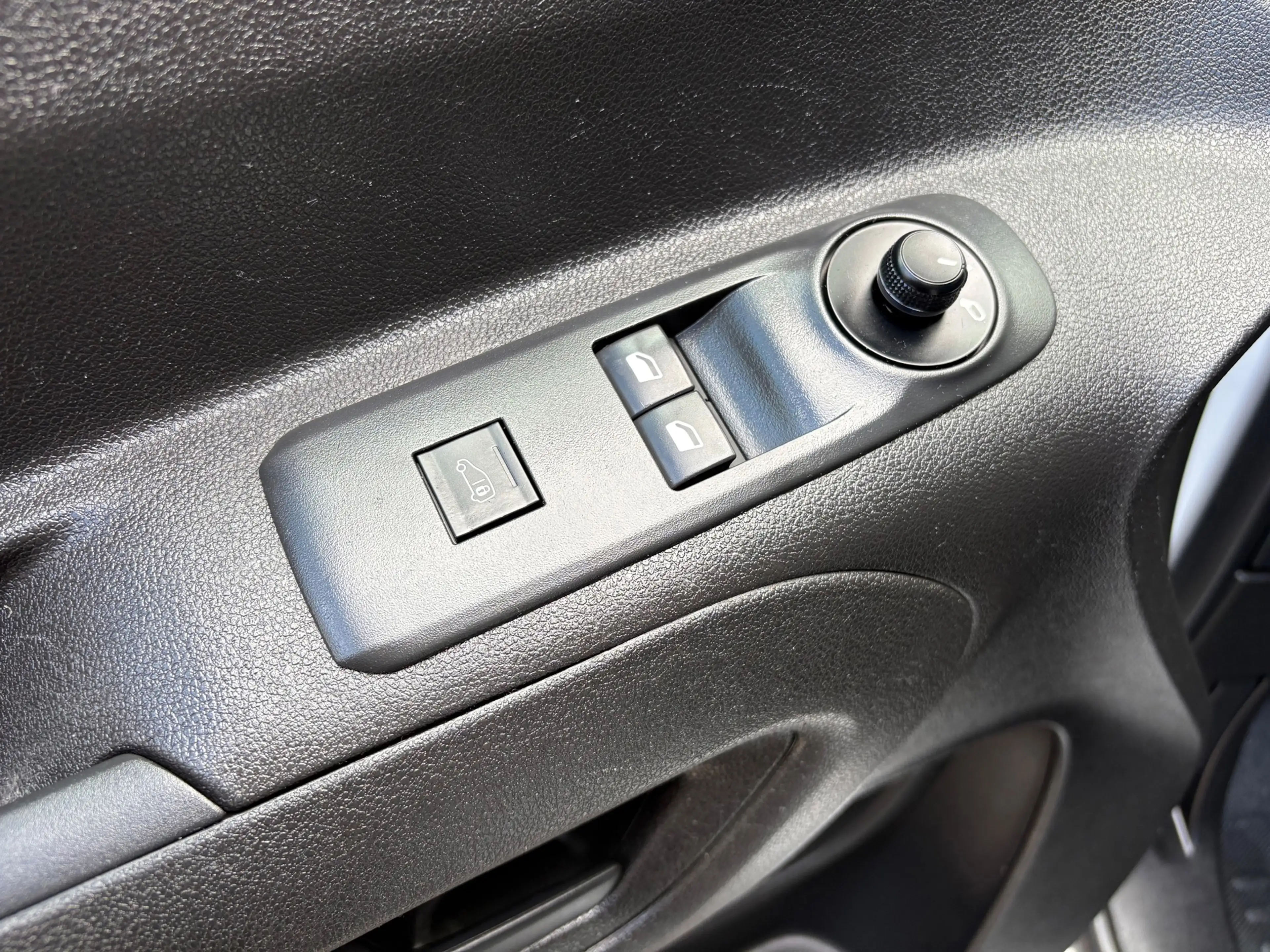 Citroen Berlingo 1.2 PureTech Club Automaat 130pk Airco Navi Cruise — photo 14