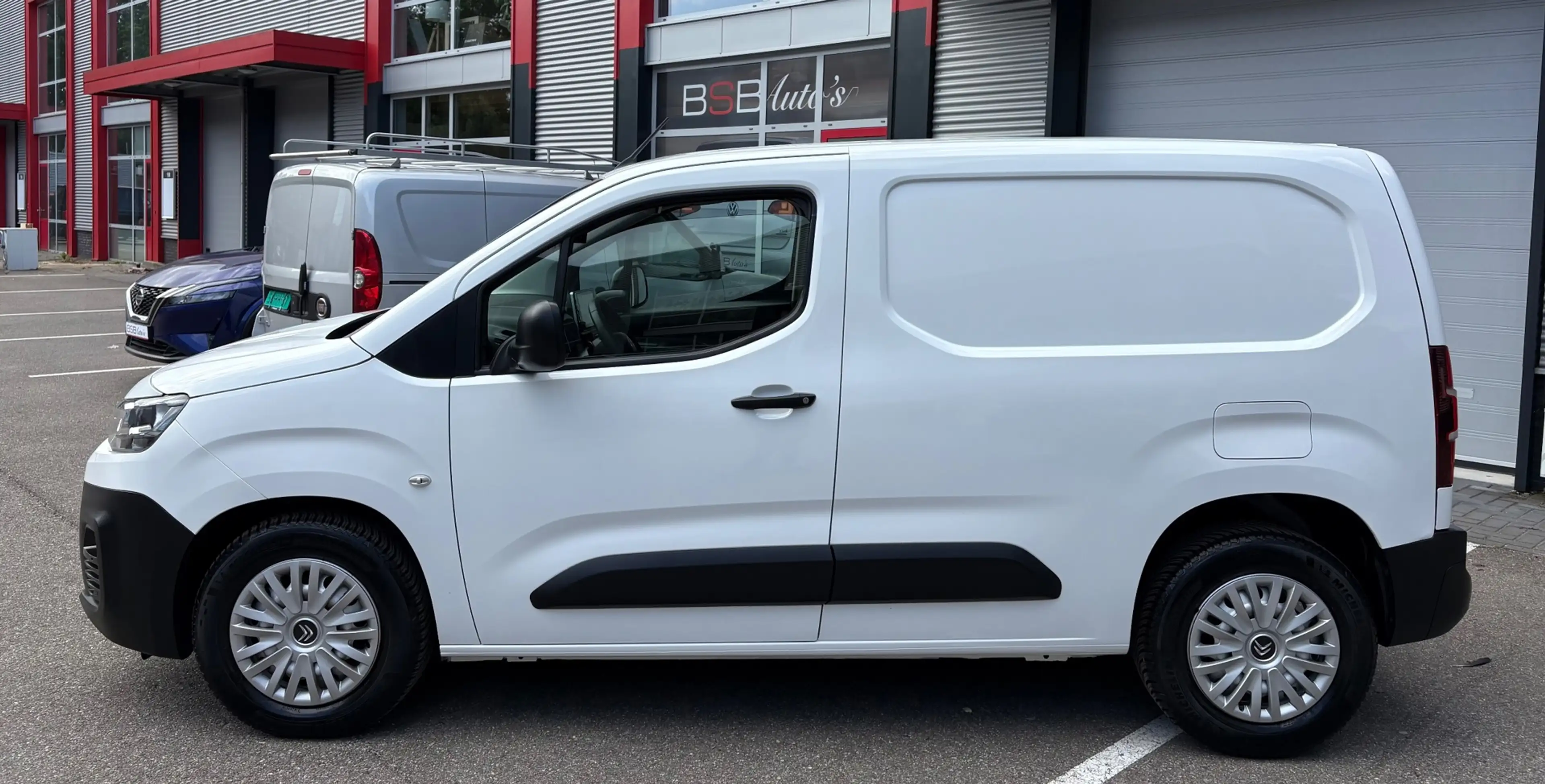 Citroen Berlingo 1.2 PureTech Club Automaat 130pk Airco Navi Cruise — photo 3