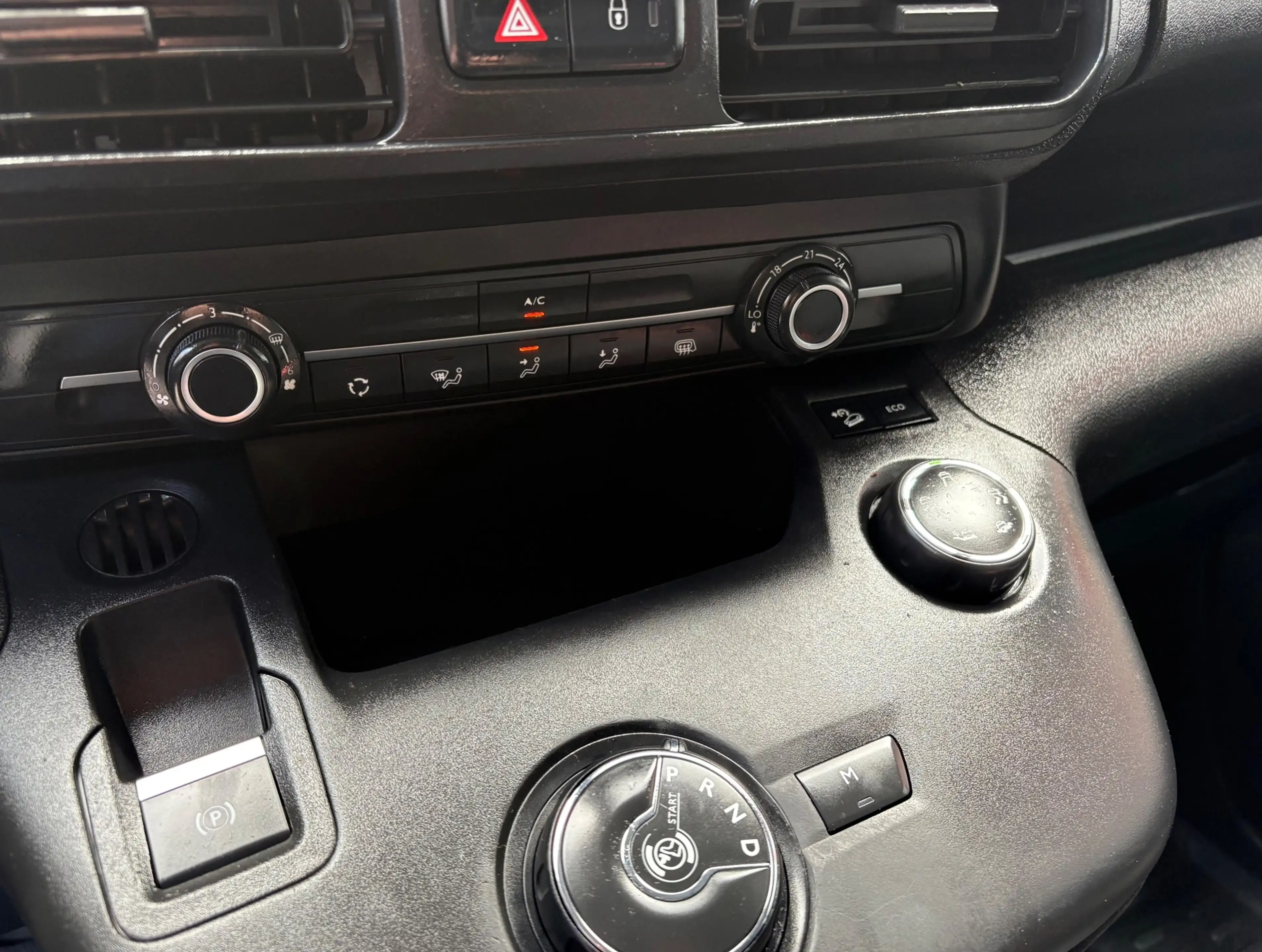 Citroen Berlingo 1.2 PureTech Club Automaat 130pk Airco Navi Cruise — photo 22