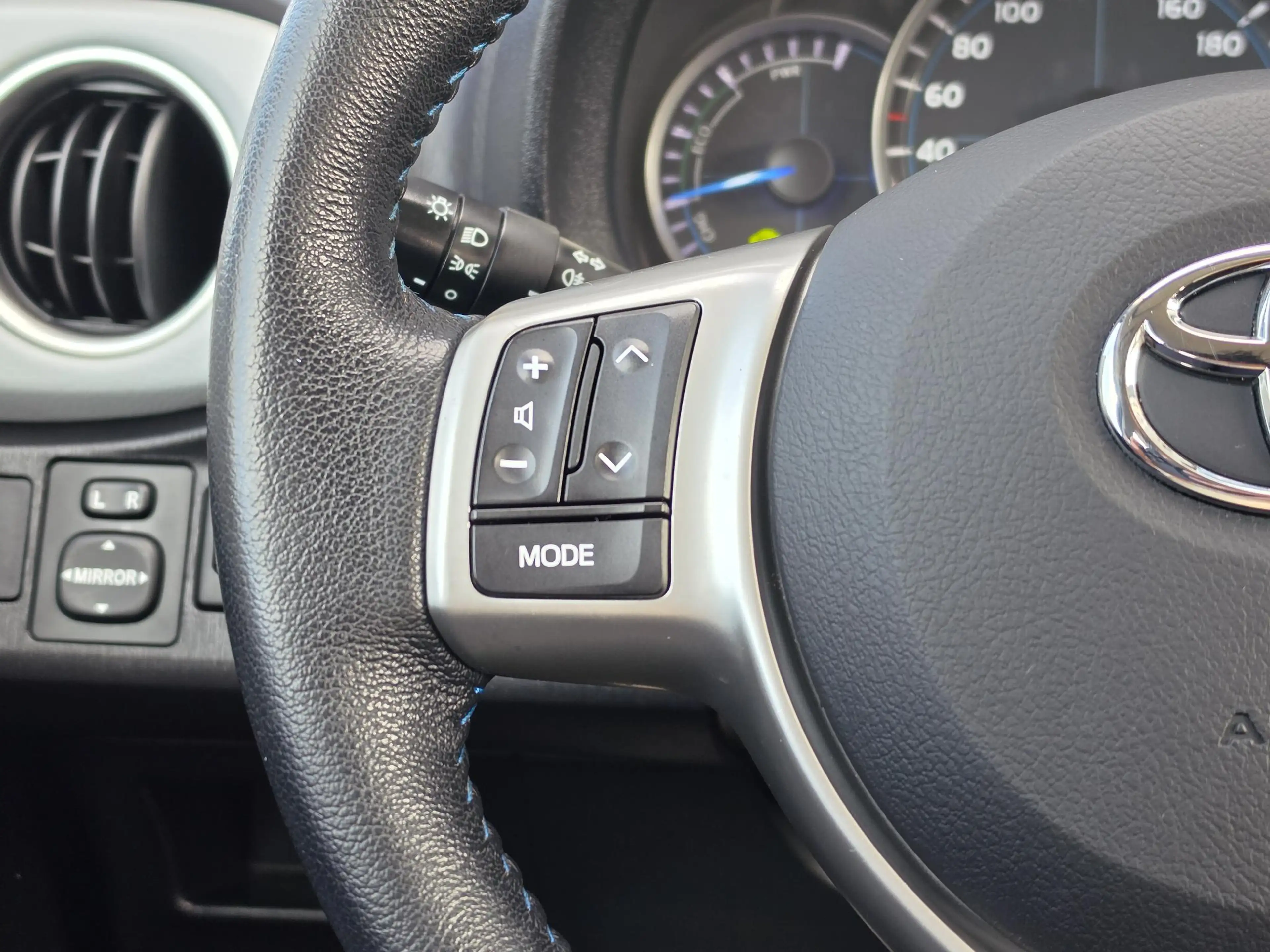 Toyota Yaris 1.5 Full Hybrid Aspiration | Dealeronderhouden | C — photo 14
