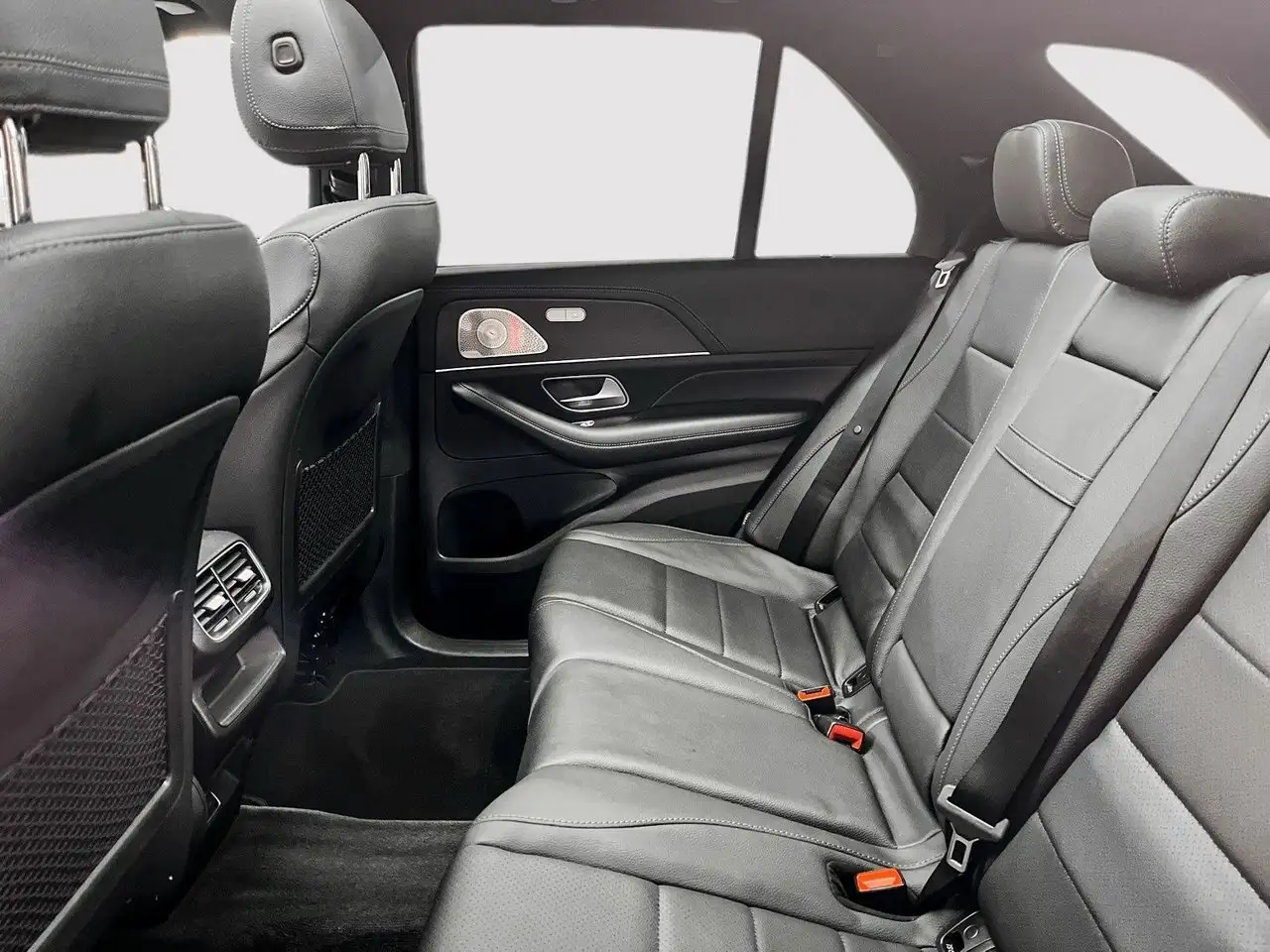 Mercedes-Benz GLE снимка Mercedes-Benz GLE