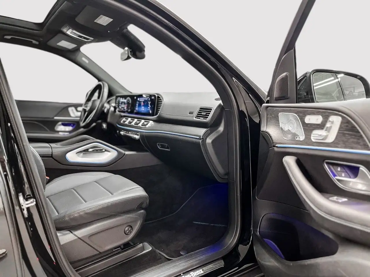 Mercedes-Benz GLE снимка Mercedes-Benz GLE