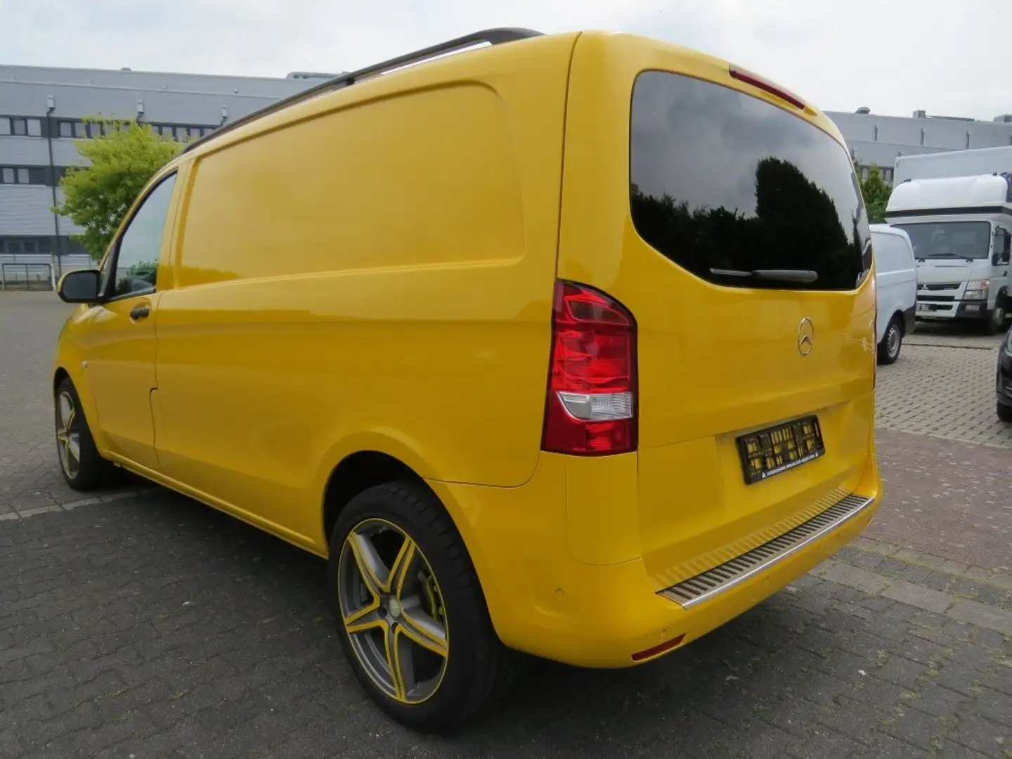 Mercedes-Benz Vito Vito 114 CDI BlueTEC Kompakt Kasten/Van Klima Gelb - 2