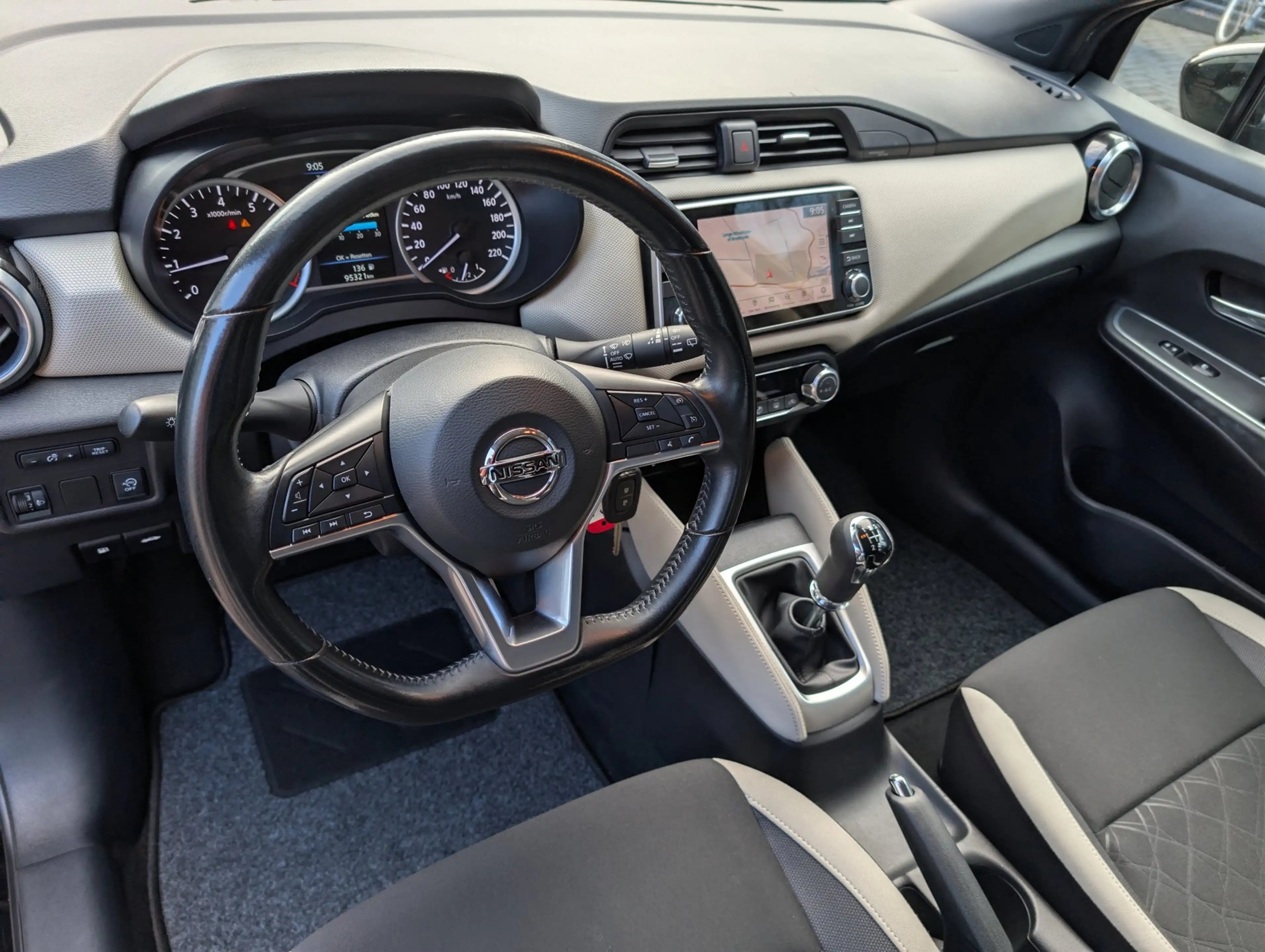Nissan Micra 1.0 IG-T N-Connecta — photo 14