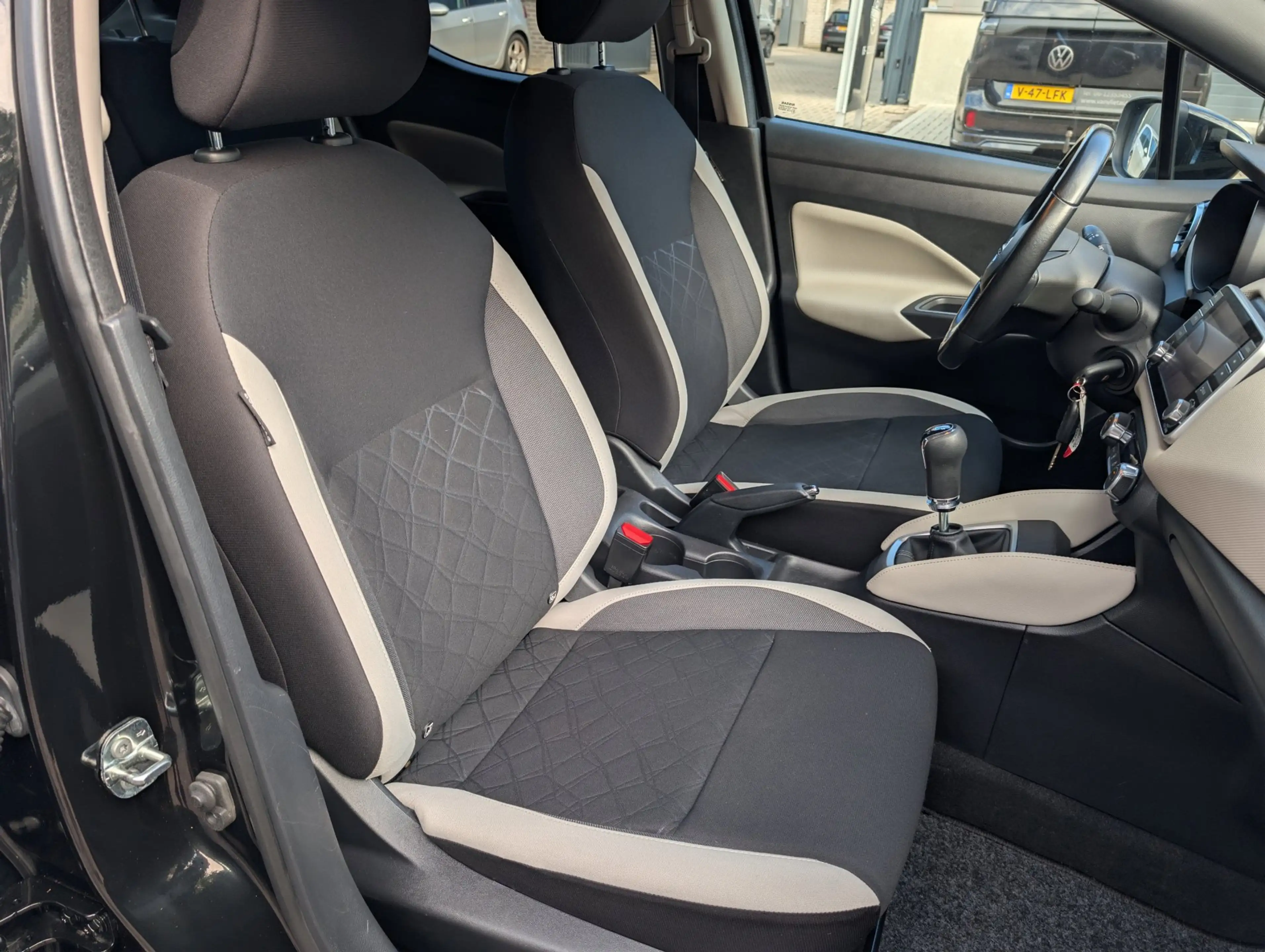 Nissan Micra 1.0 IG-T N-Connecta — photo 28